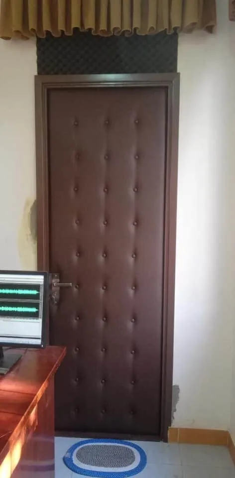 Cửa gỗ công nghiệp