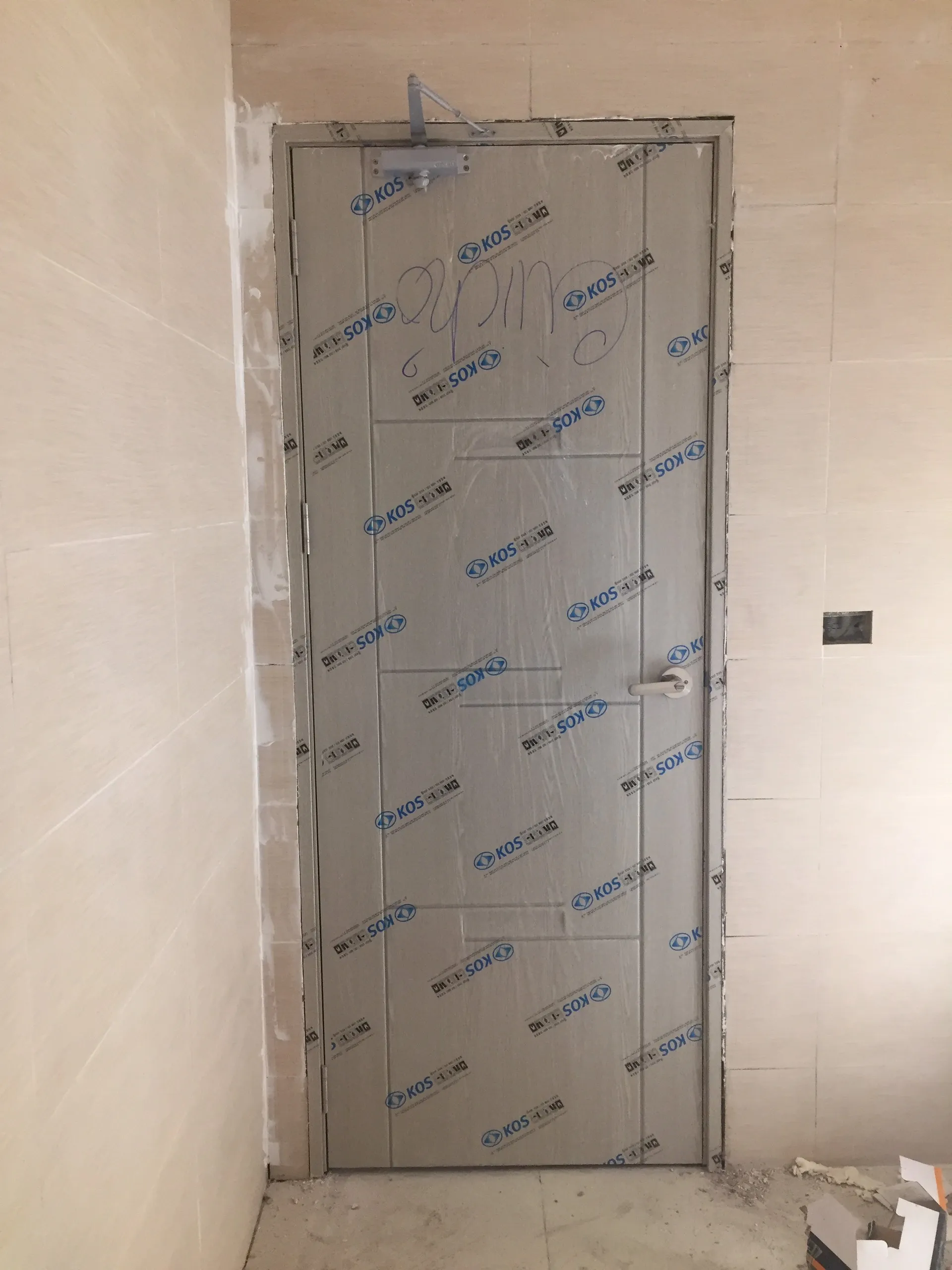 Cửa Nhựa ABS Tại Vũng Tàu