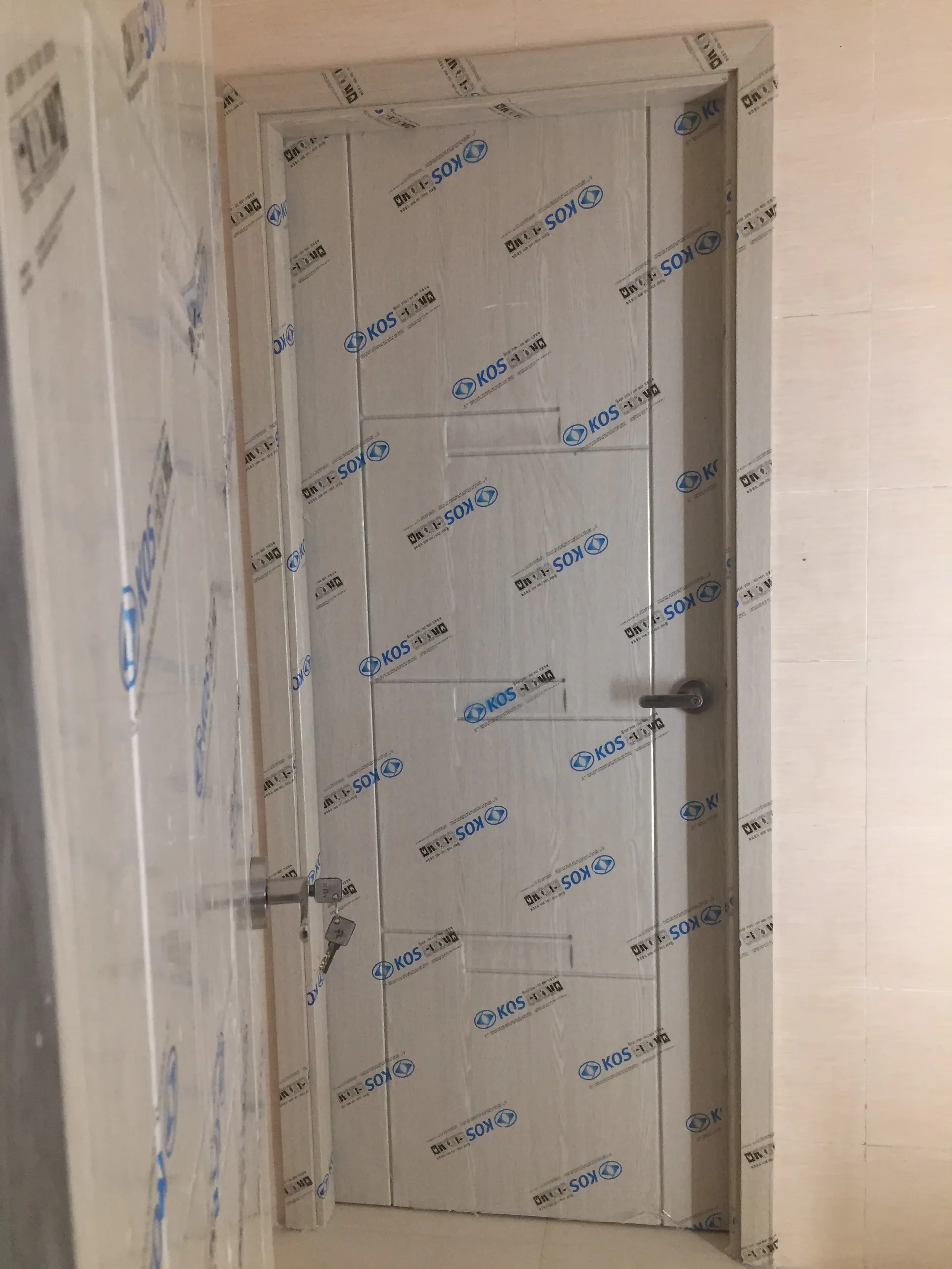 cửa ABS siêu chống nước