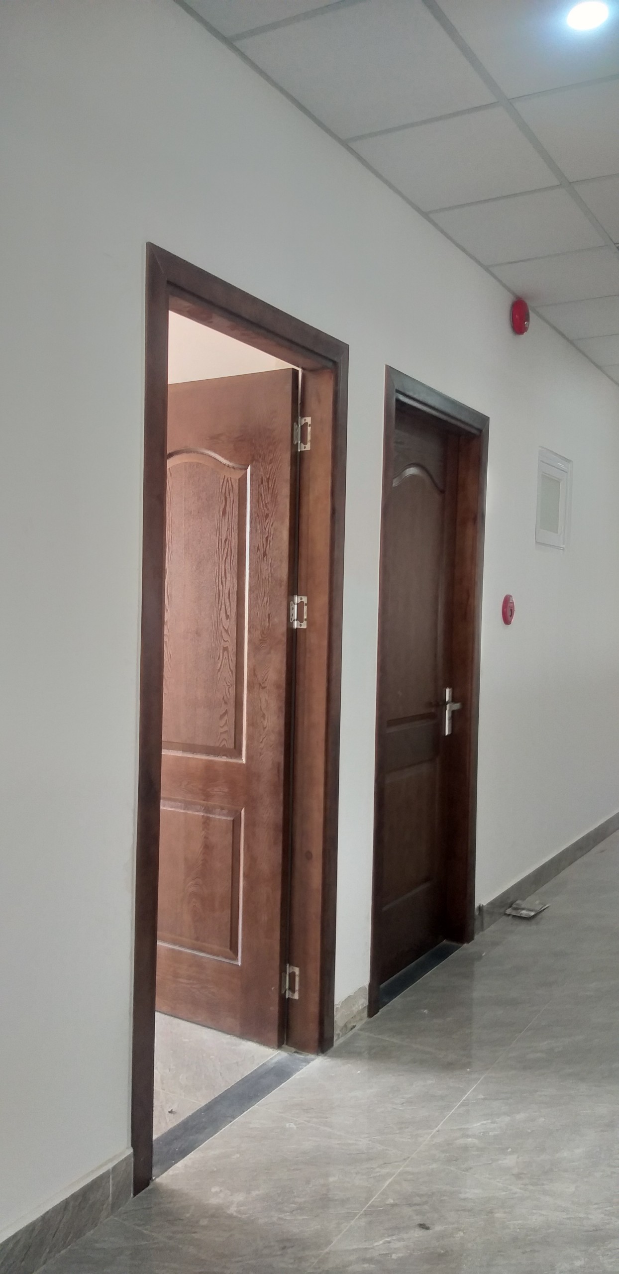Cửa Gỗ Công Nghiệp