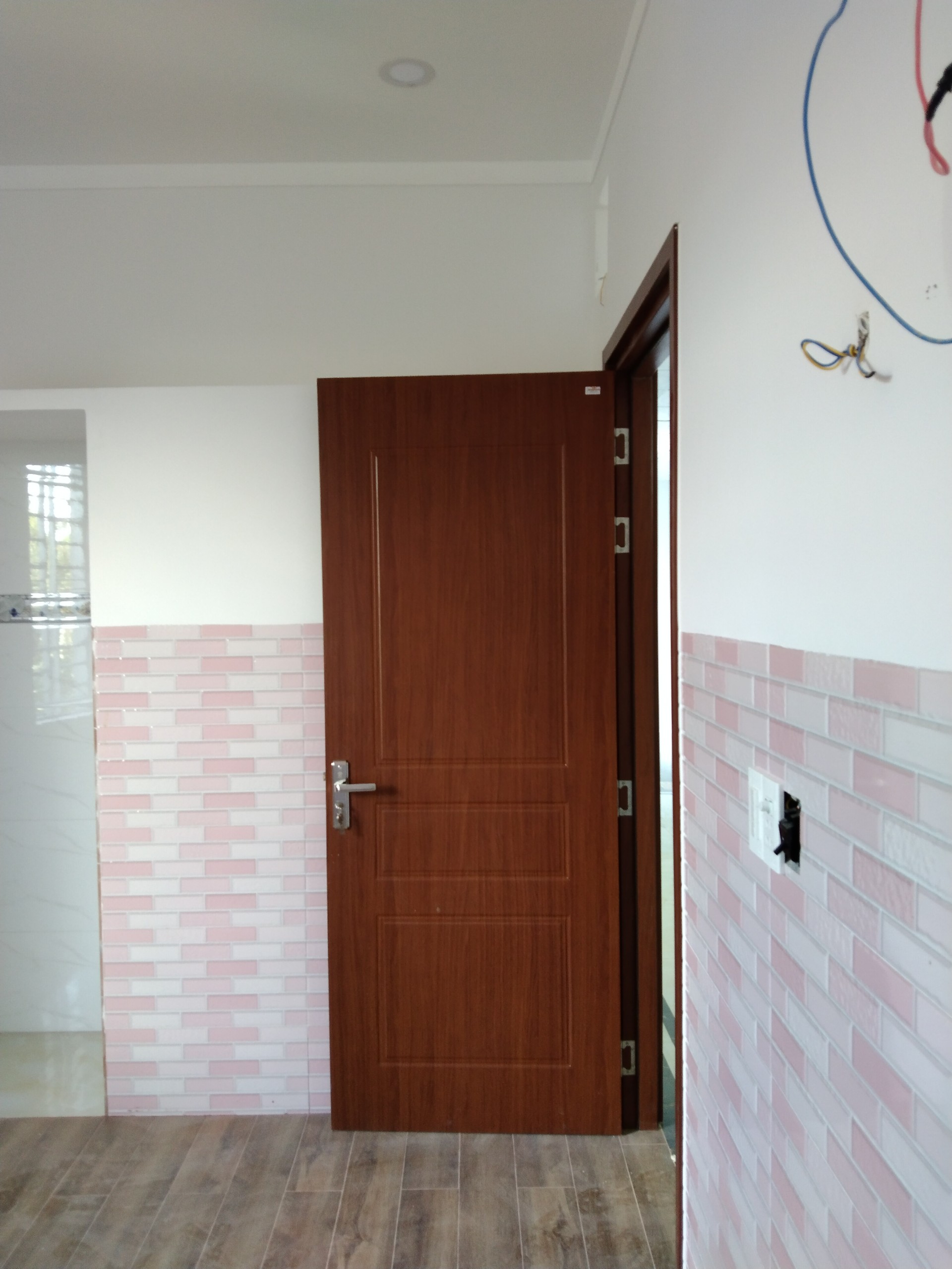 Cửa nhựa gỗ Composite