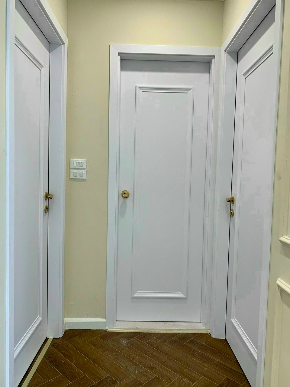 Cửa nhựa gỗ Composite cao cấp