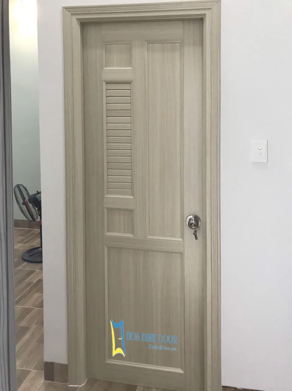 cua-nhua-dai-loan- tai-thu-duc