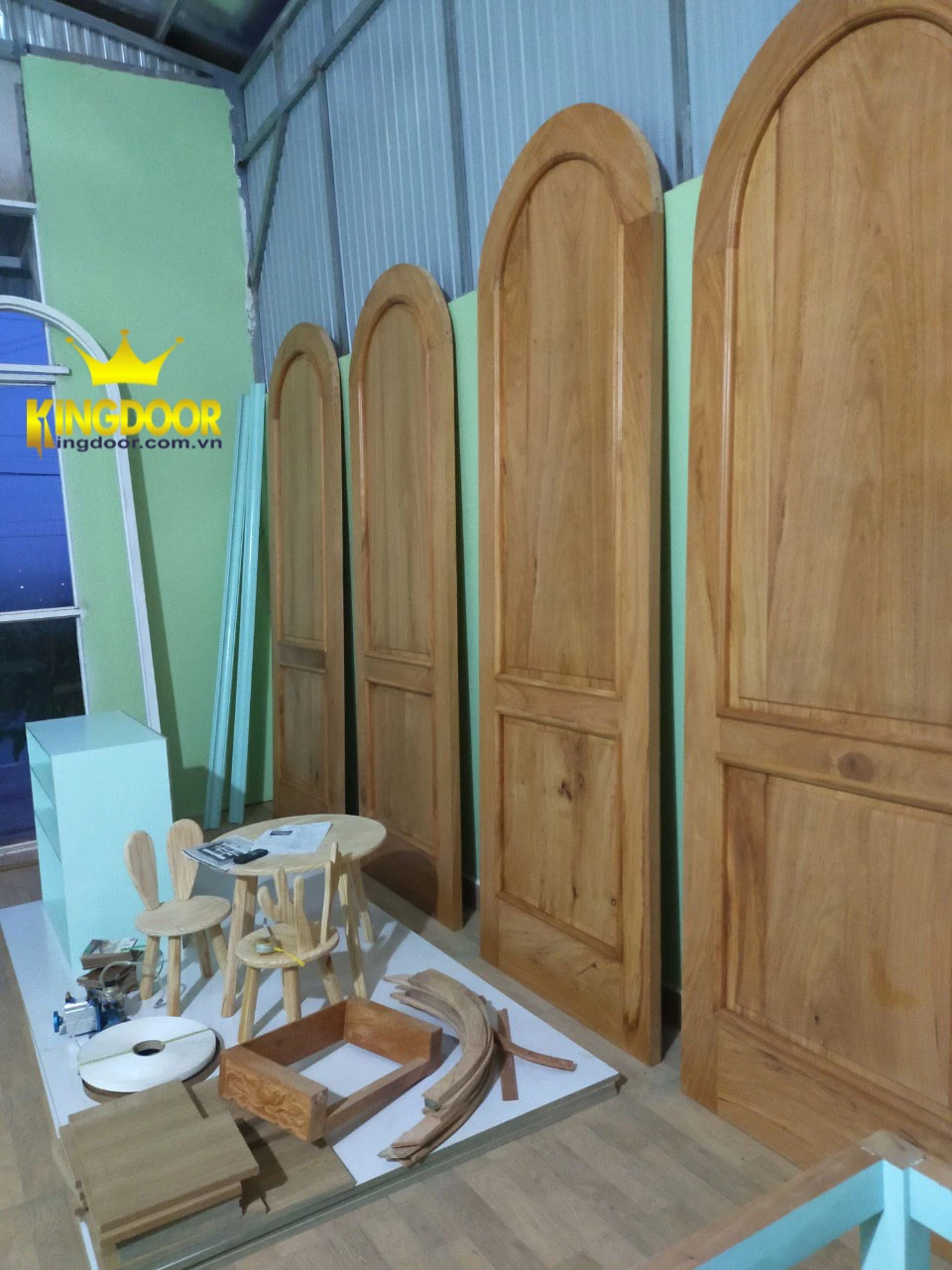 Cửa vòm gỗ là gì?