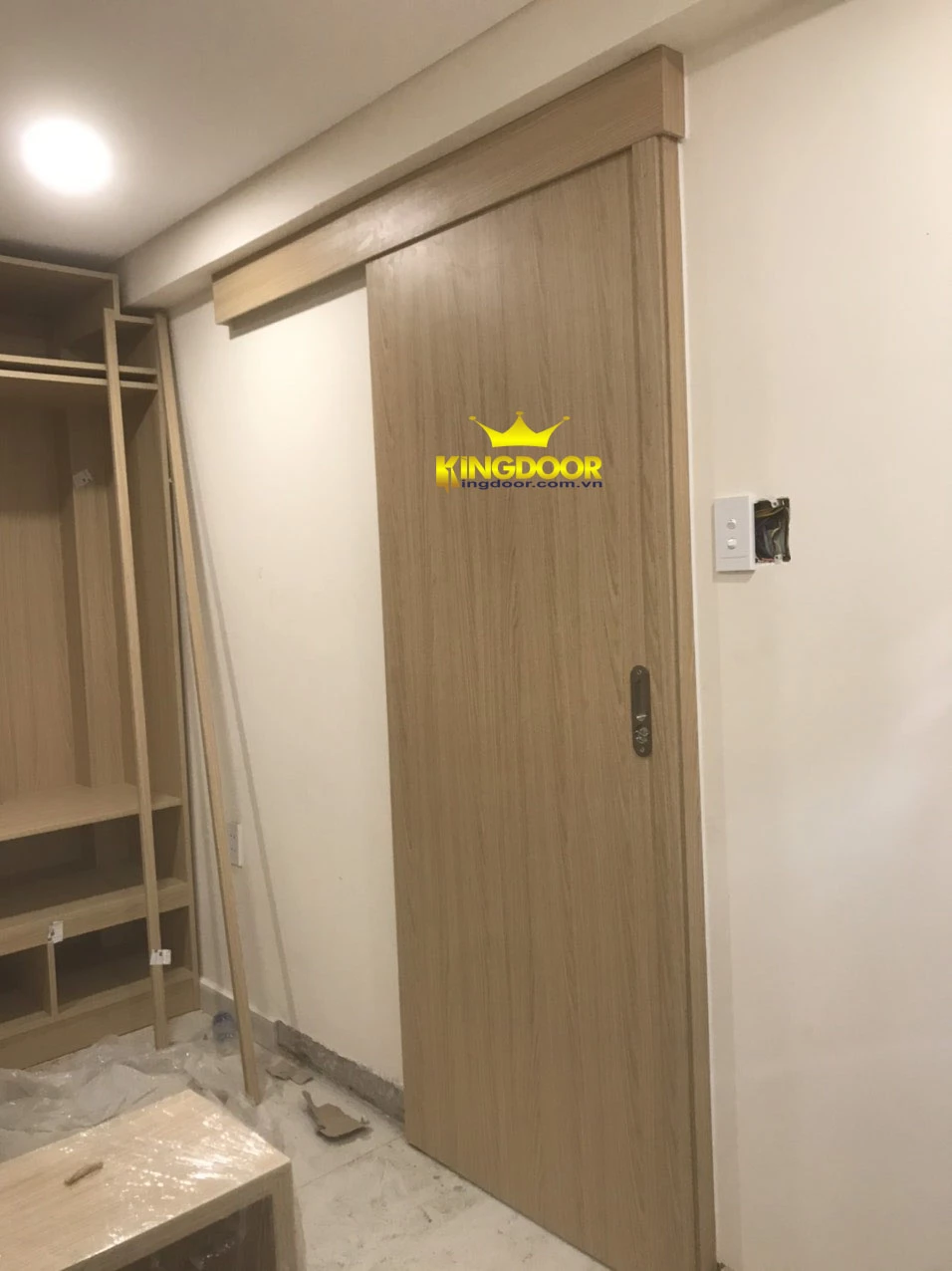 Cửa lùa nhựa composite chịu_nước 100%