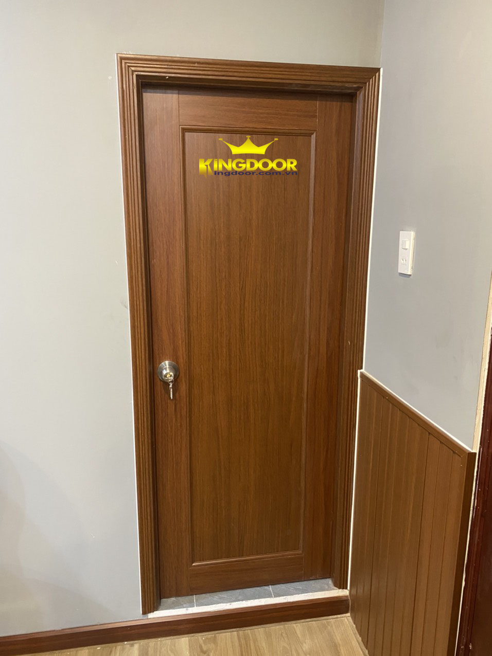 Cửa nhựa đài loan tại_Long Thành