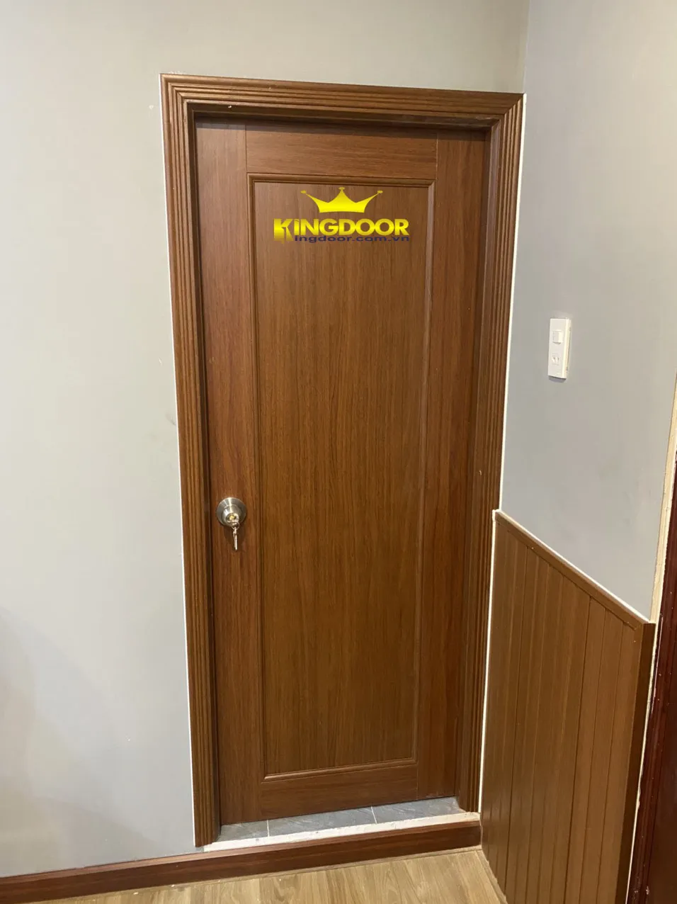 Cửa nhựa đài loan tại_Long Thành