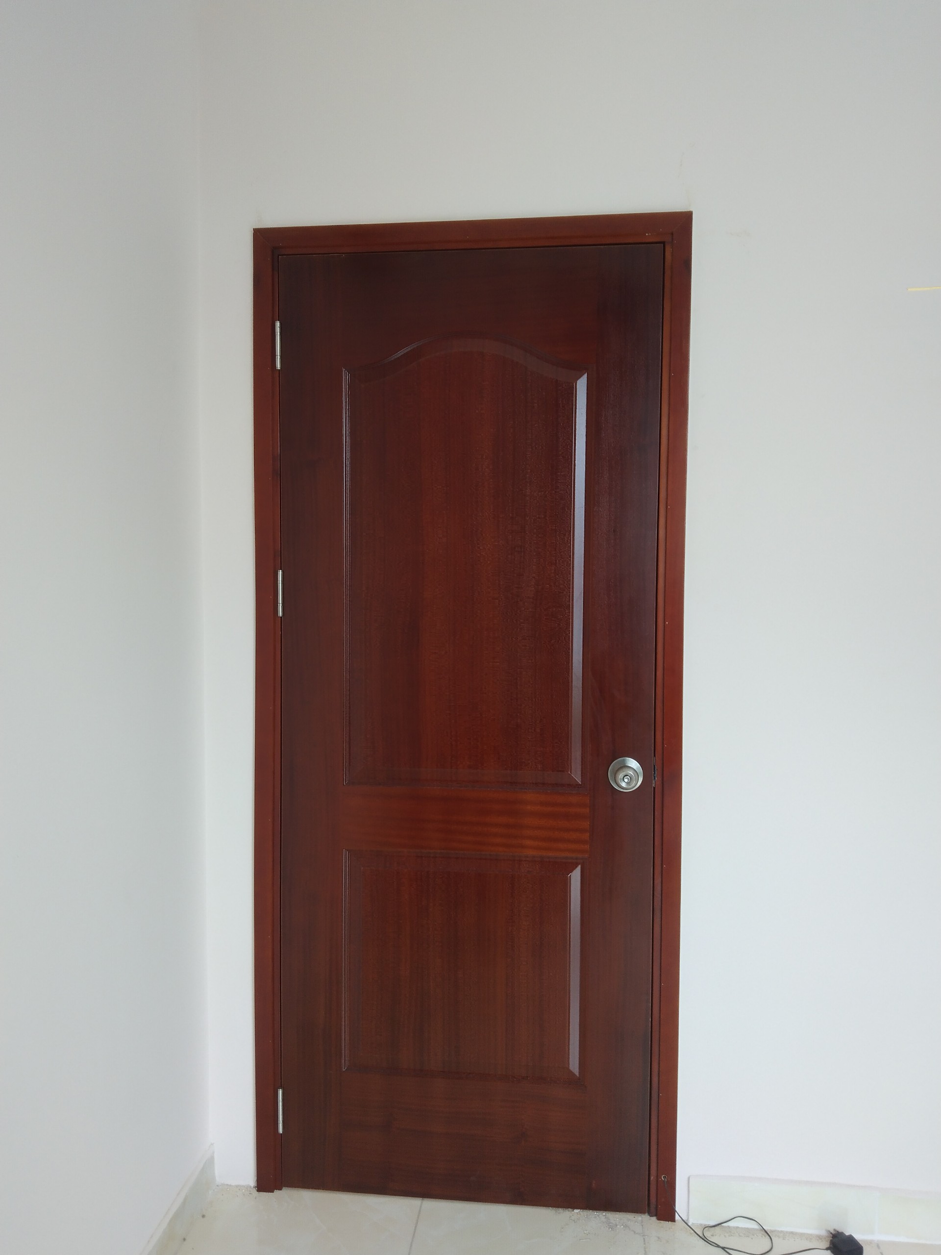 cua-hdf-verneer-tai-ben-tre