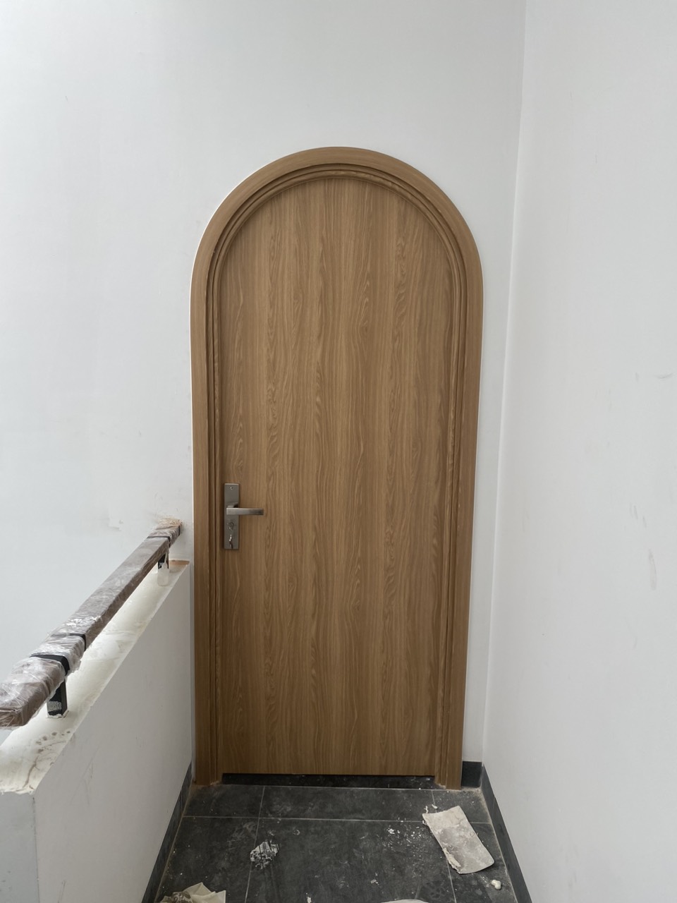 cua-vom-composite-tai-quan-8