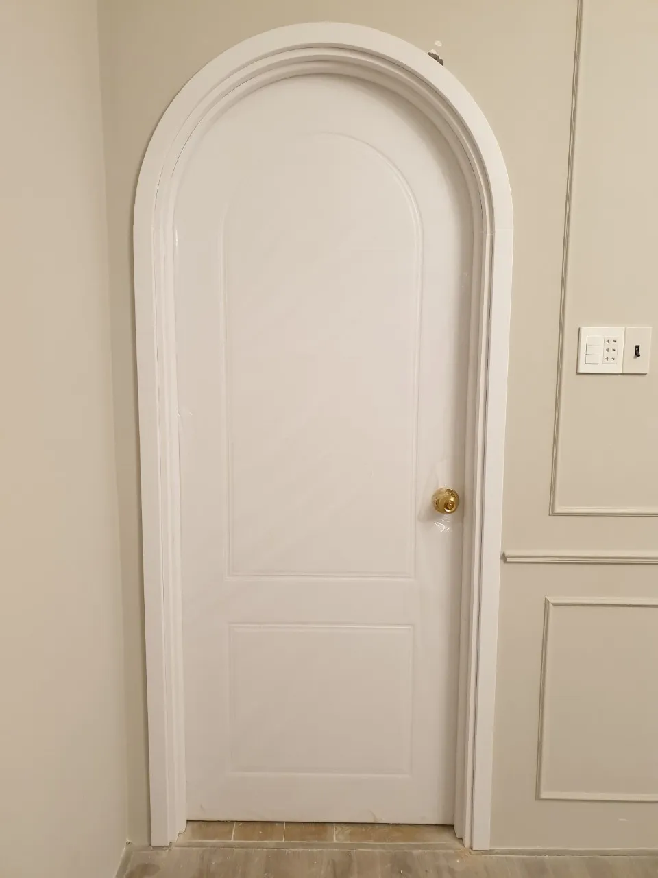 cua-vom-nhua-composite-tai-nha-be