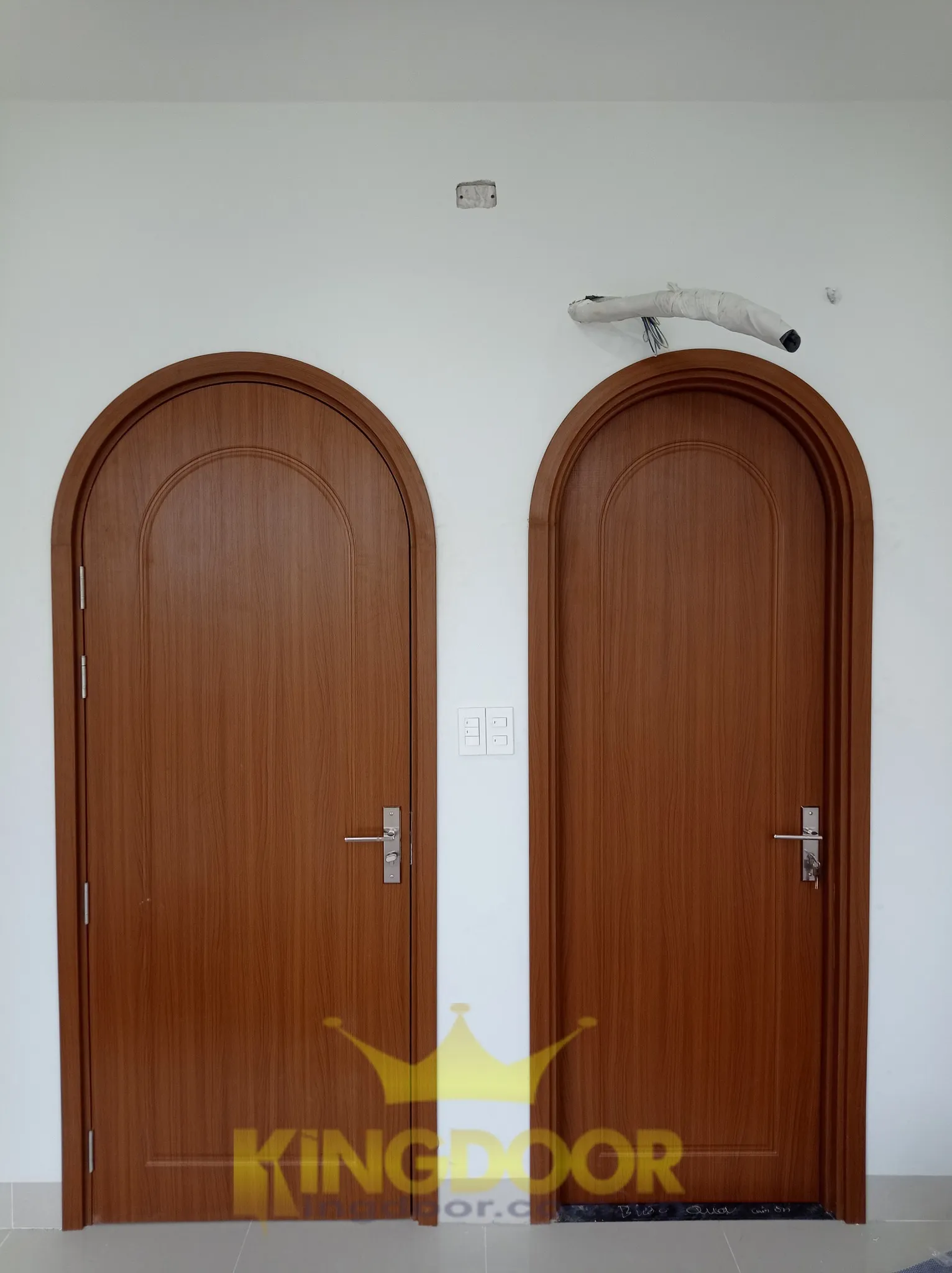 Cửa vòm nhựa composite Thuận An