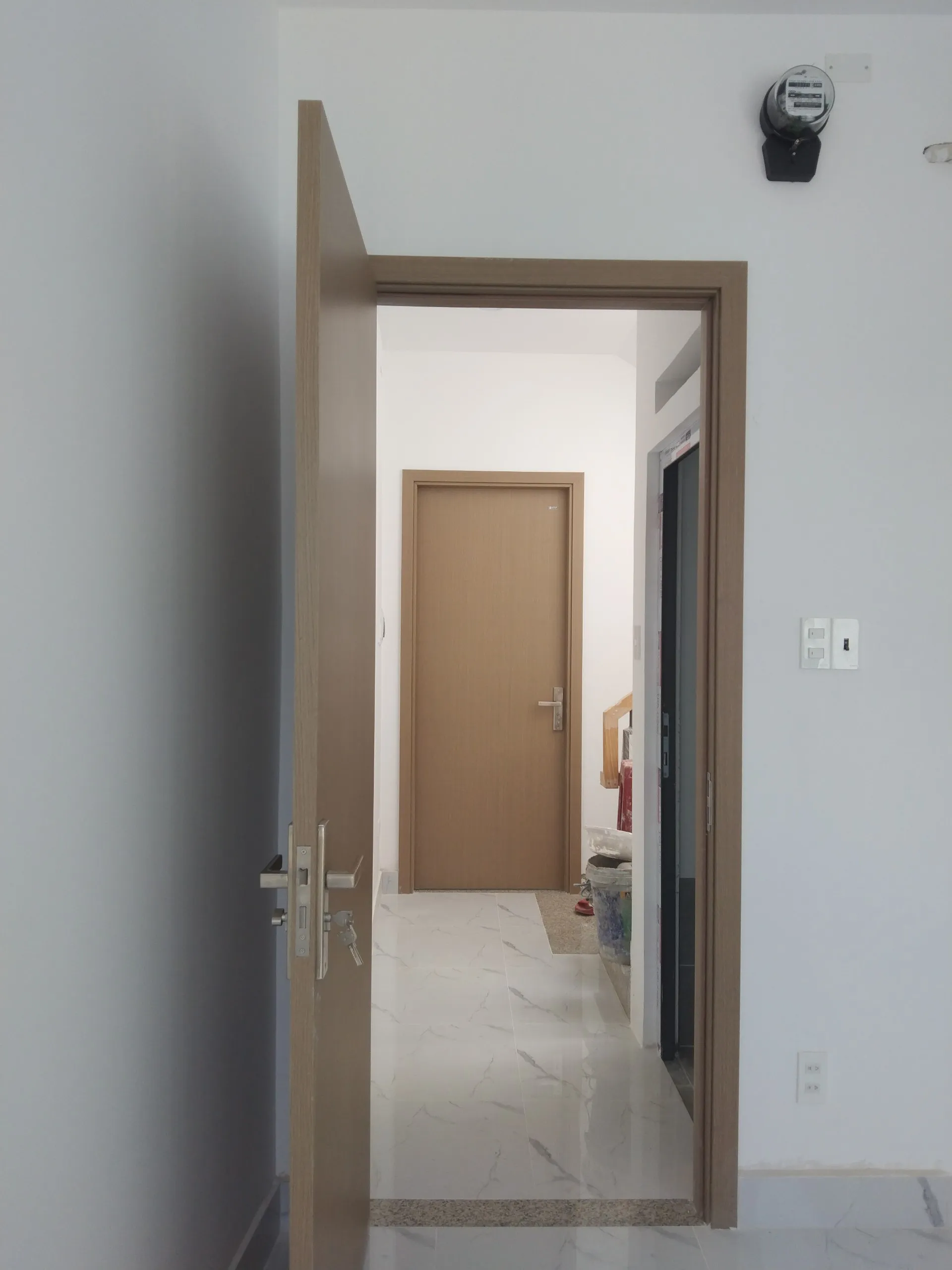 cua-nhua-abs-han-quoc-cho-cua-phong