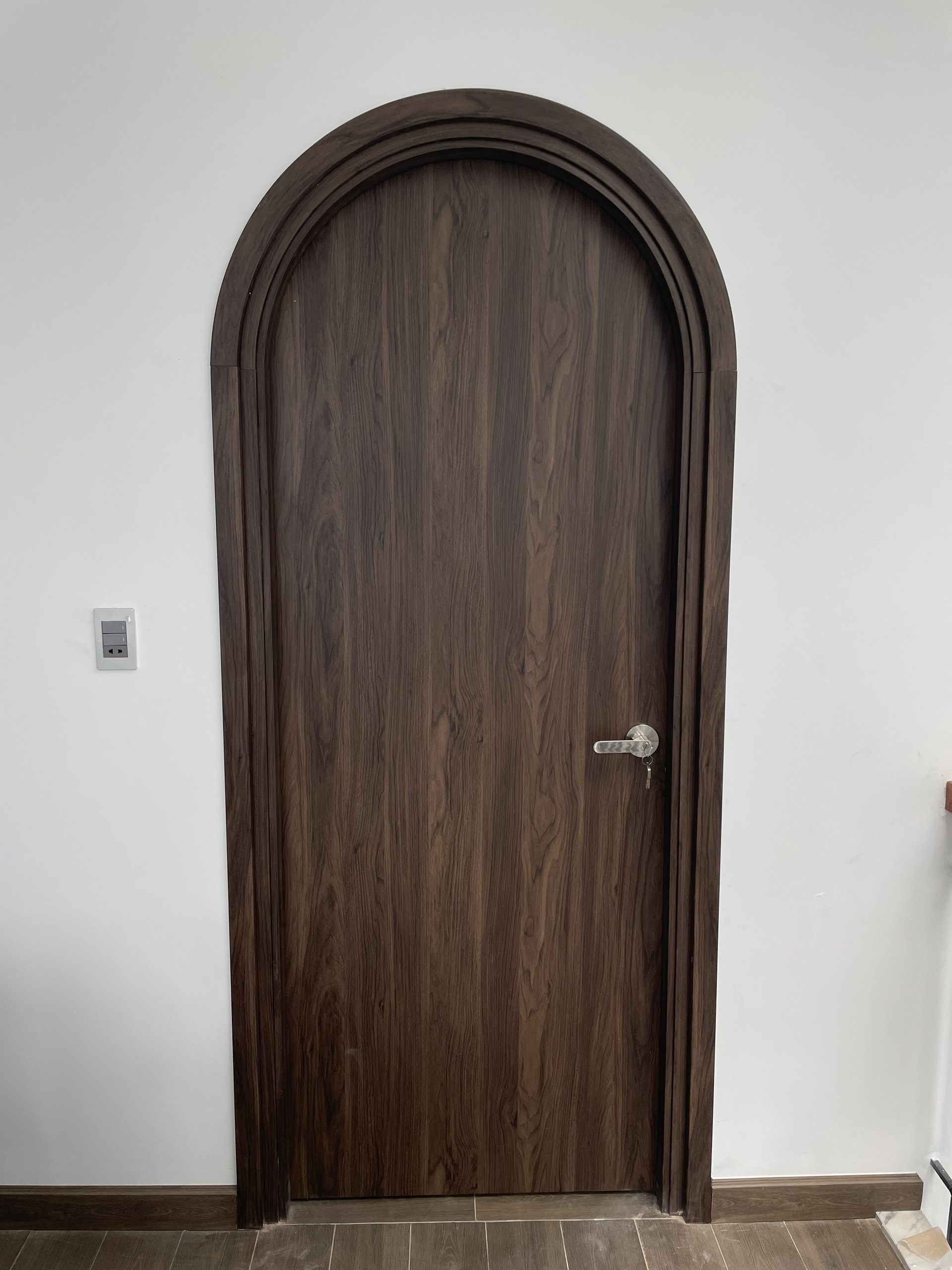 cua-vom-composite-tai-bien-hoa