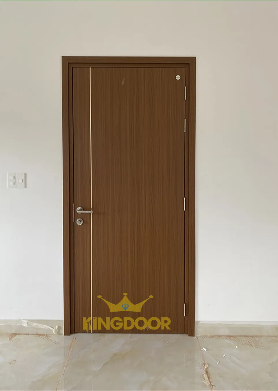 cua-nhua-composite-tai-khanh-hoa