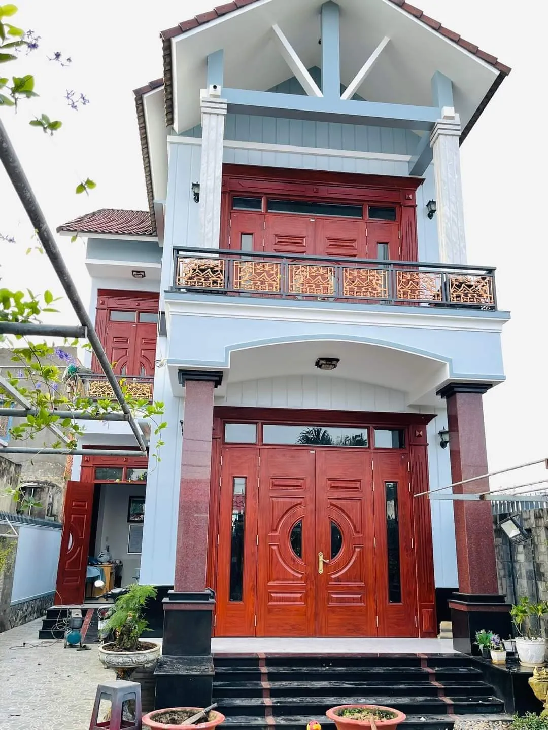 Hoàn thiện cửa thép vân gỗ tại Lâm Đồng