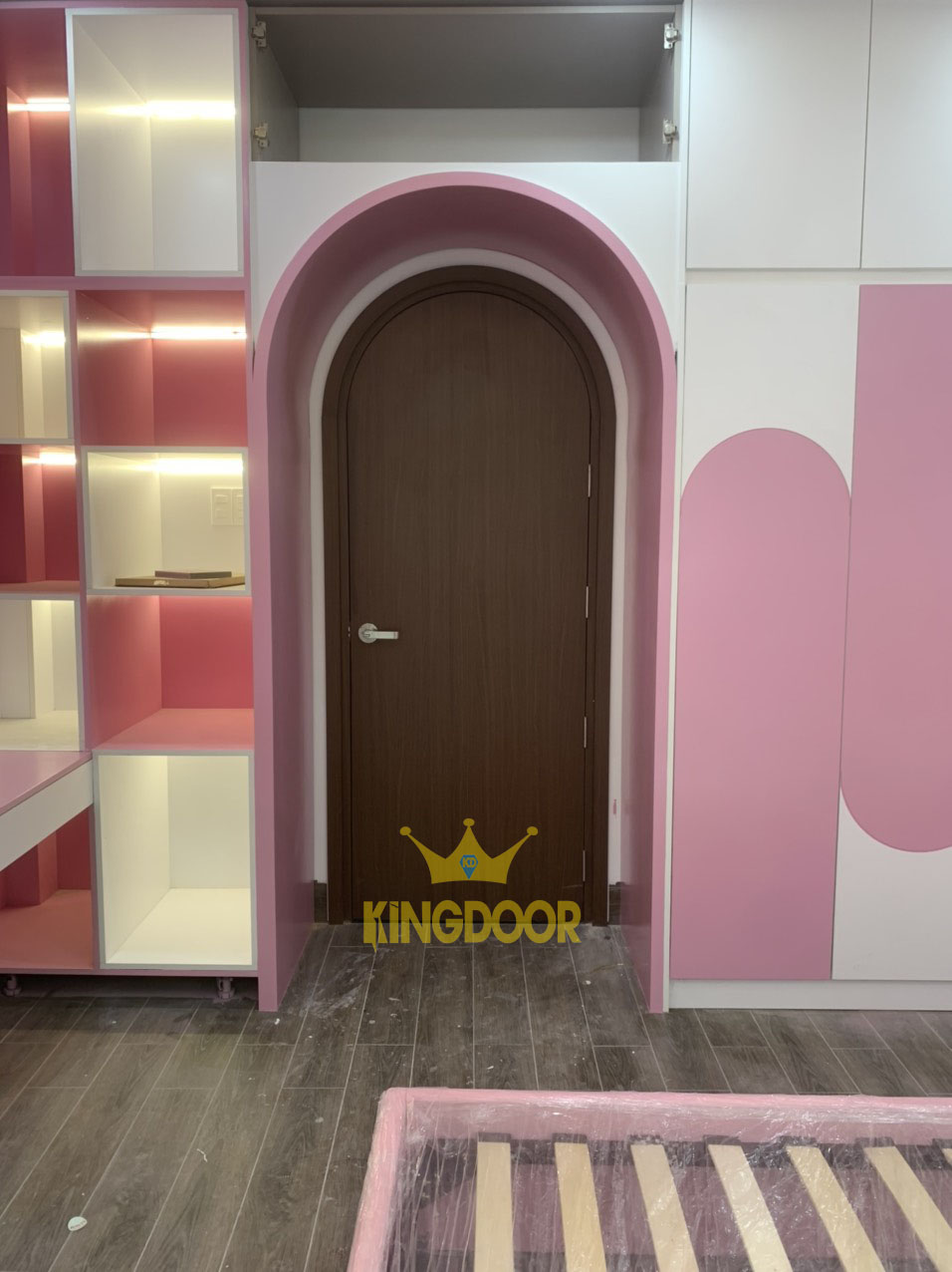 cua-vom-nhua-composite-tai-quan 3