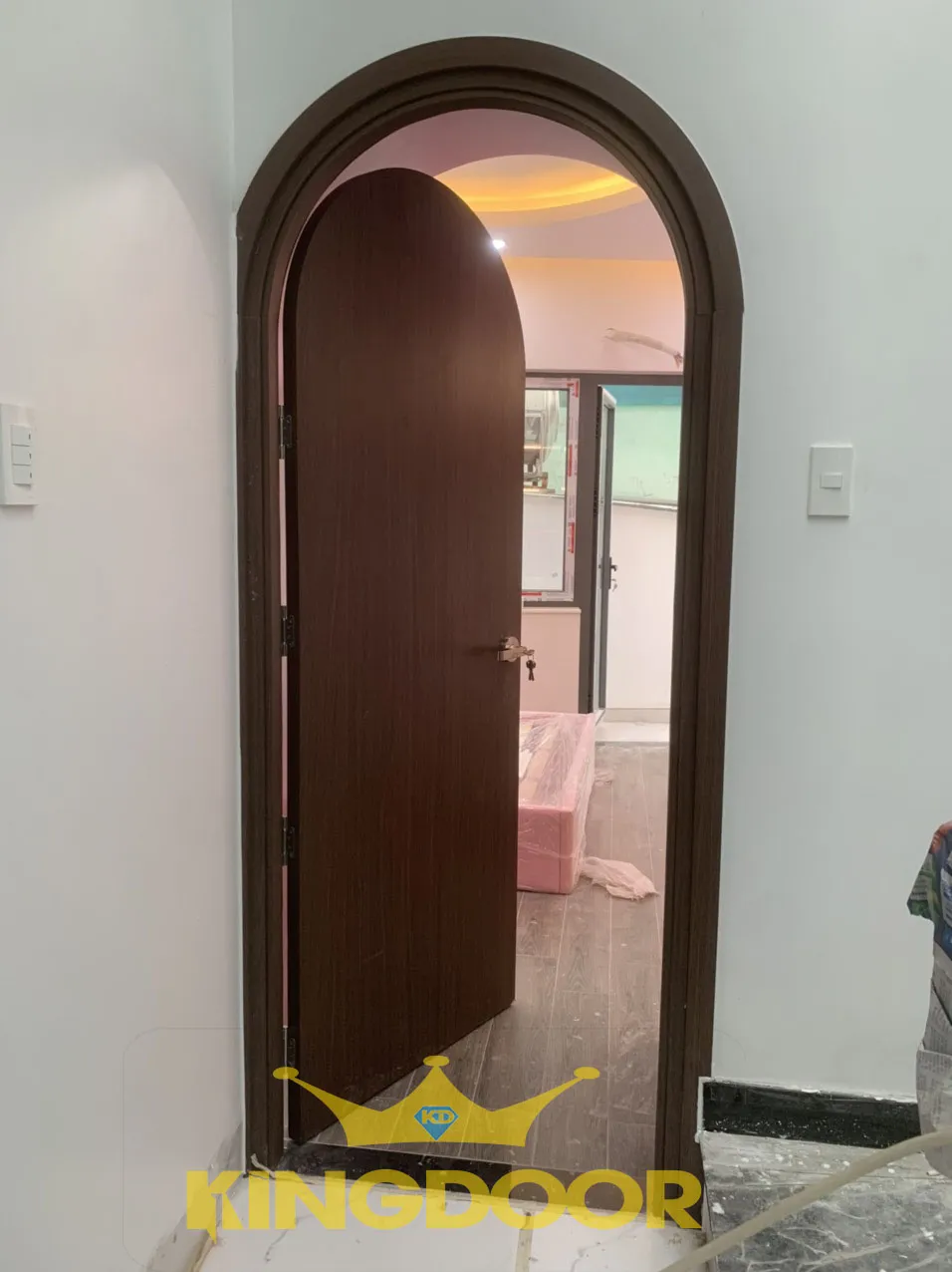 cua-vom-nhua-composite-tai-quan 3