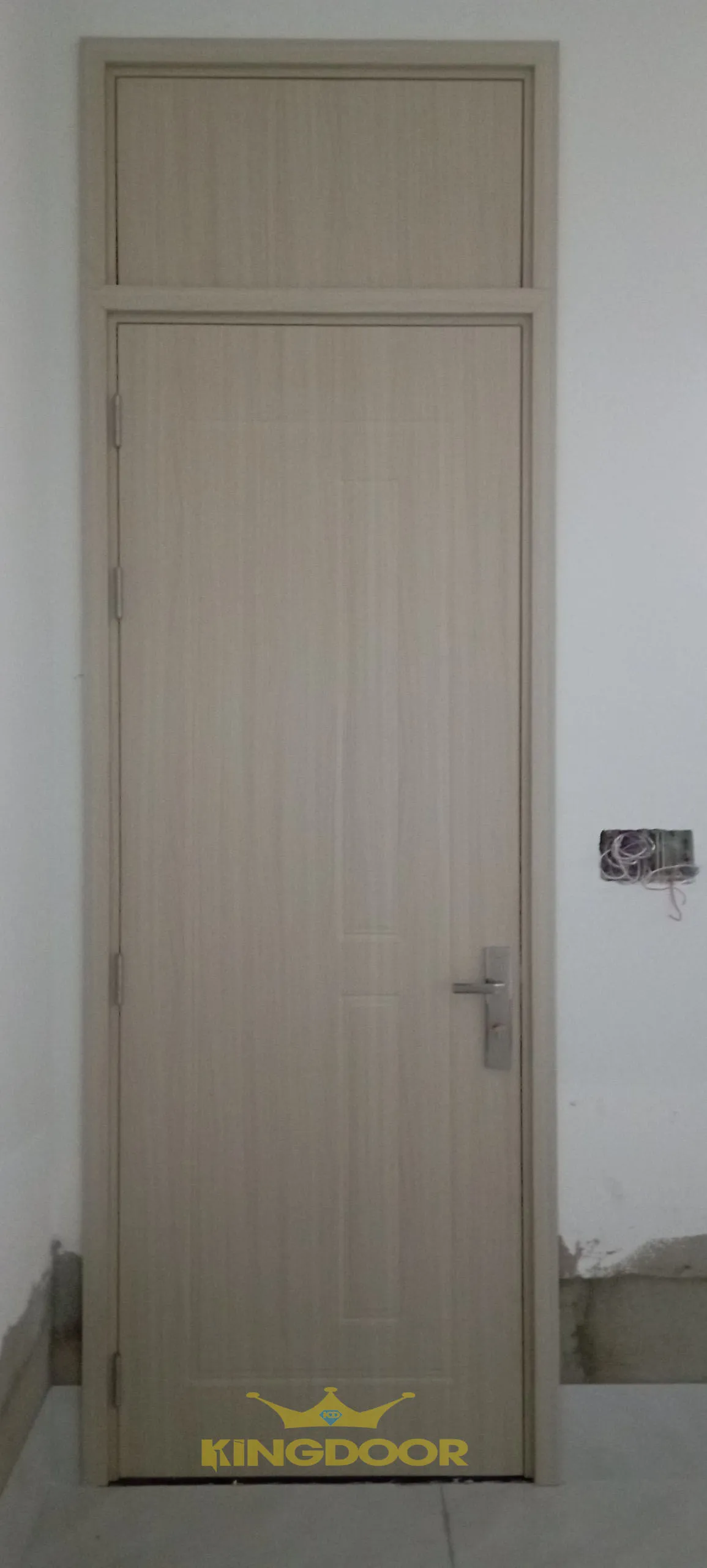 cua-nhua-composite-dong-nai