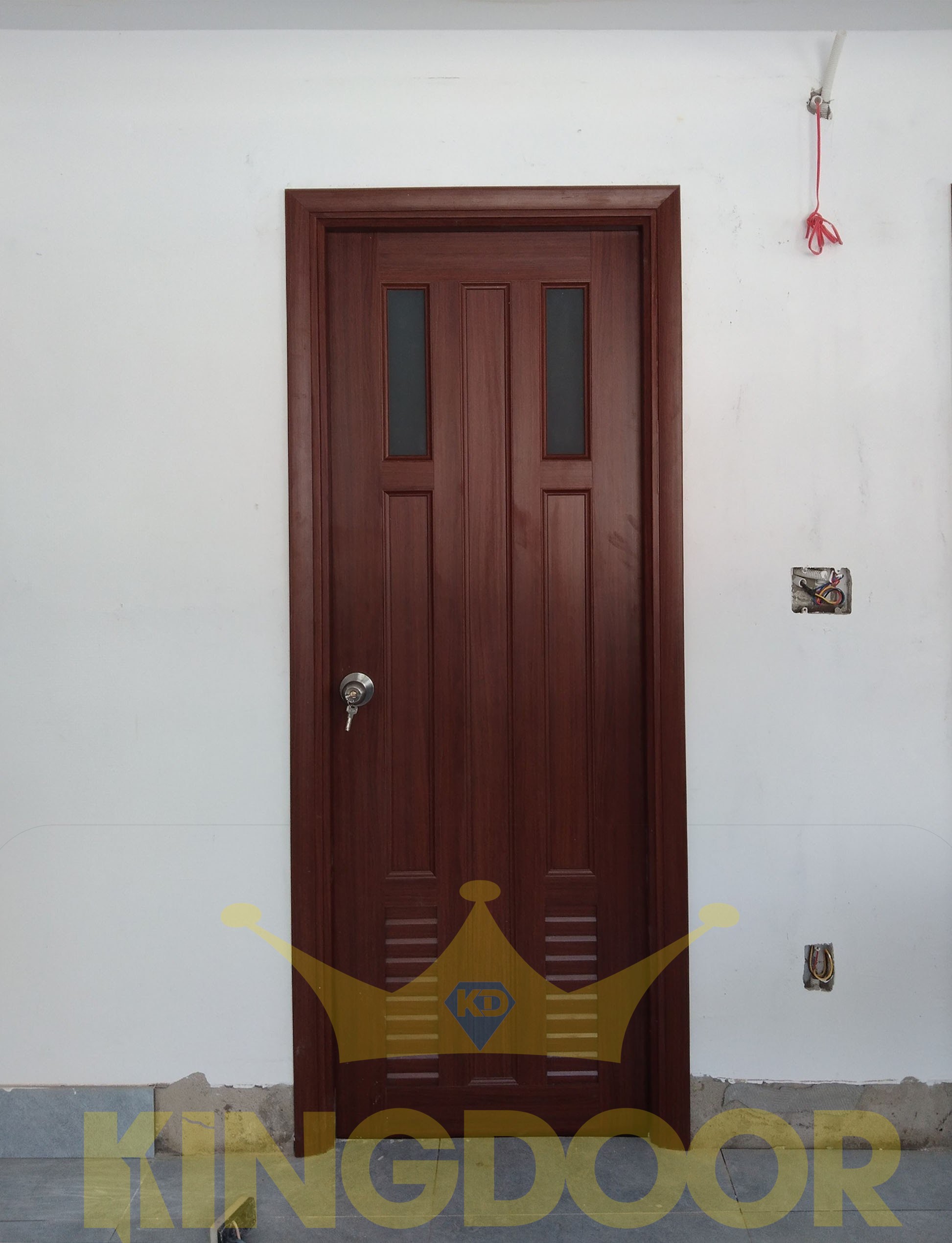 cua-nhua-dai-loan-chat-luong-tai-tphcm