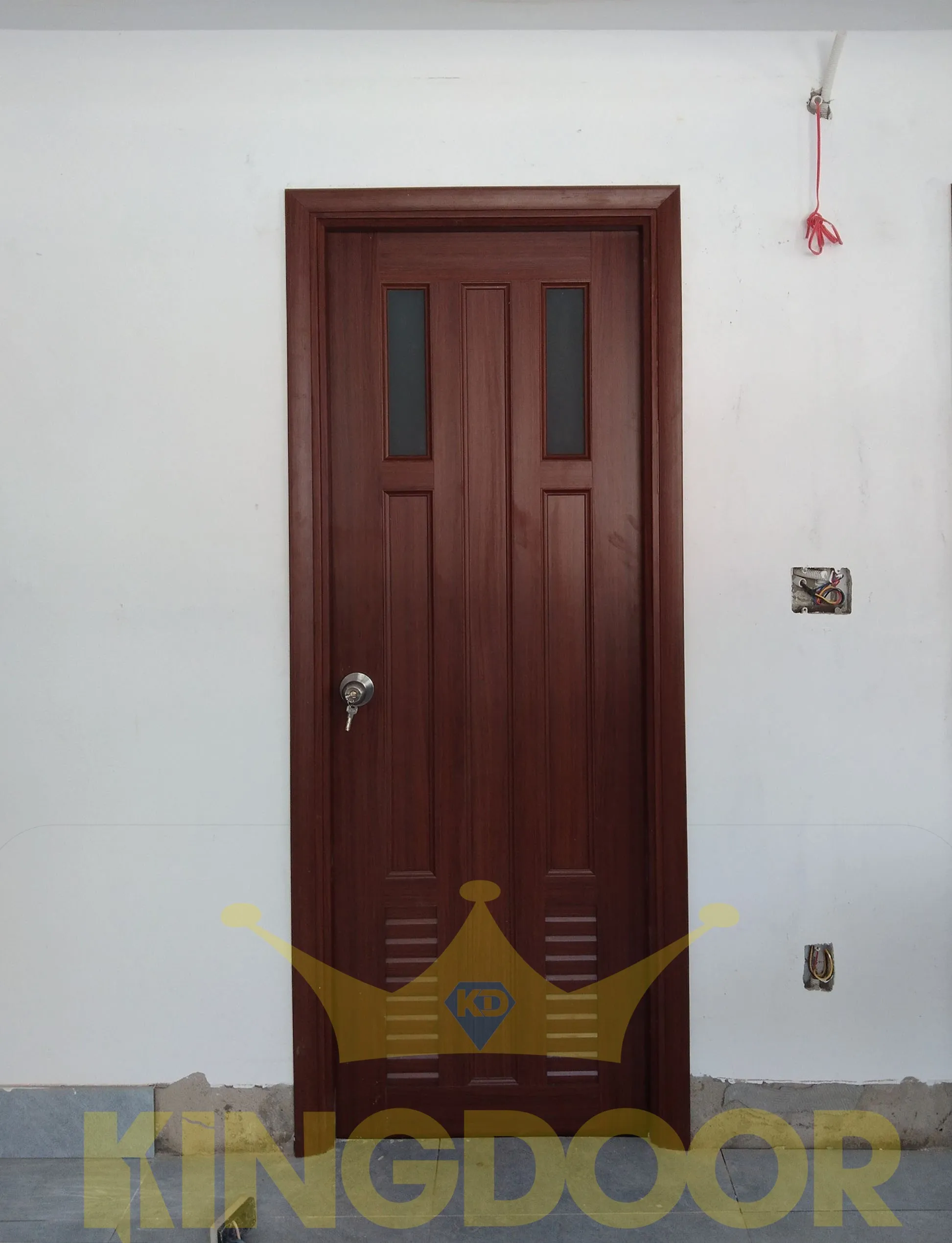 cua-nhua-dai-loan-chat-luong-tai-tphcm