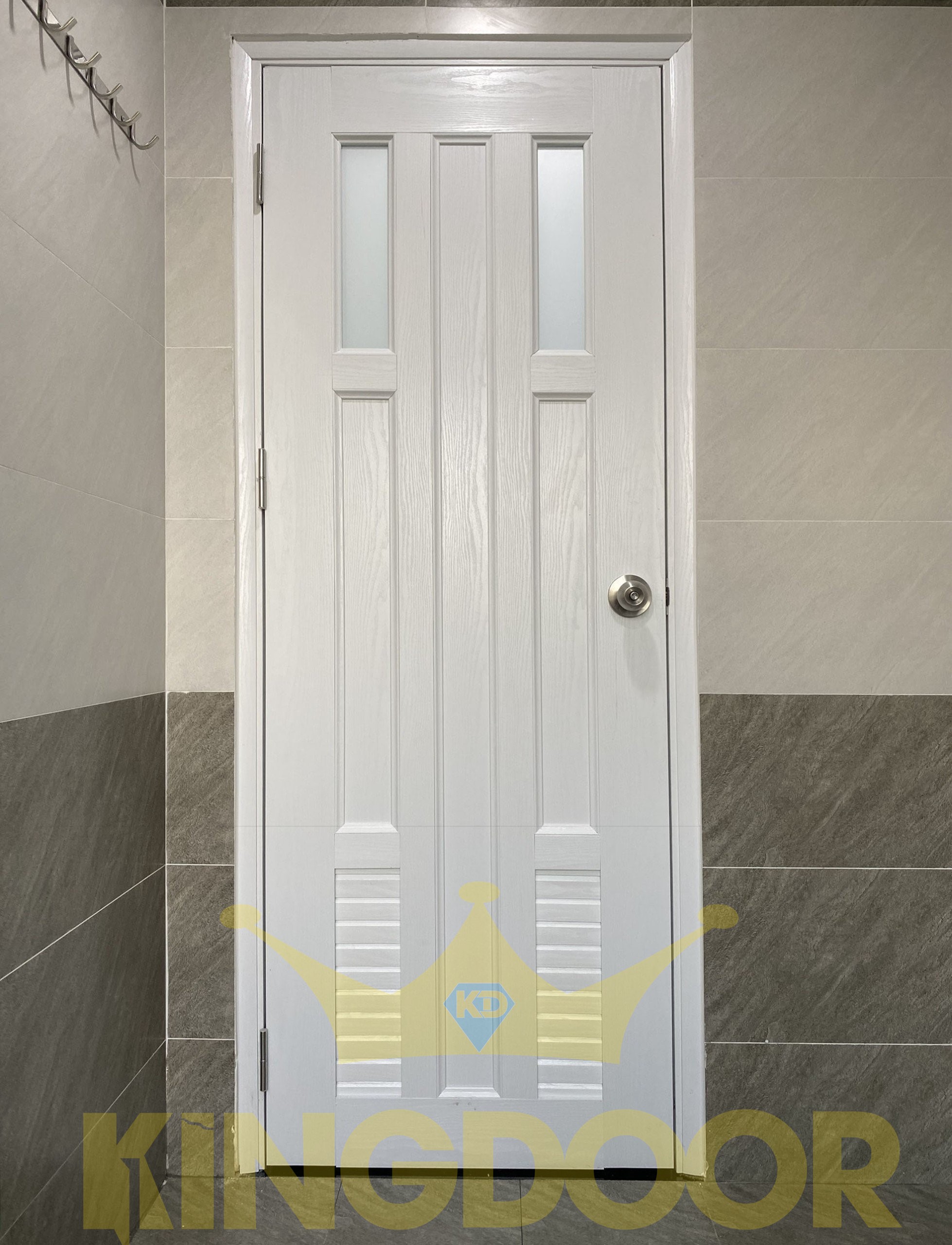 cua-nhua-dai-loan-chat-luong-tai-tphcm