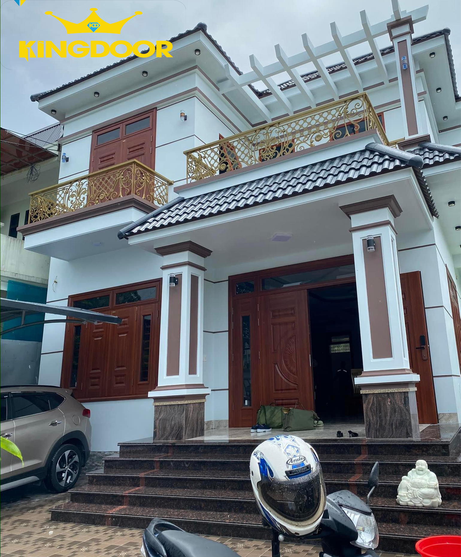Hoàn thiện công trình cửa thép vân gỗ tại Bình Dương