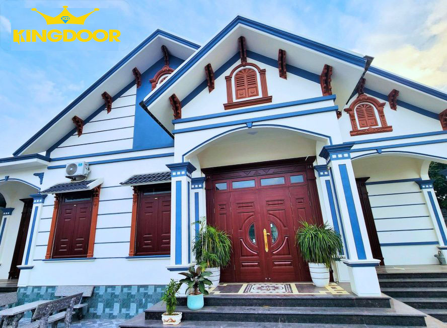 cua-thep-van-go-tai-dong-thap