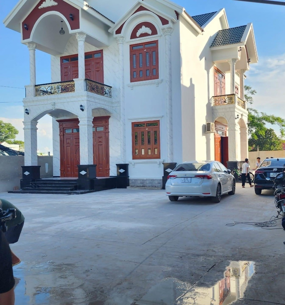 cua-thep-van-go-tai-tra-vinh