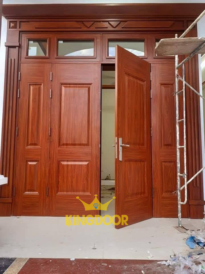 cua-thep-van-go-tai-nha-trang