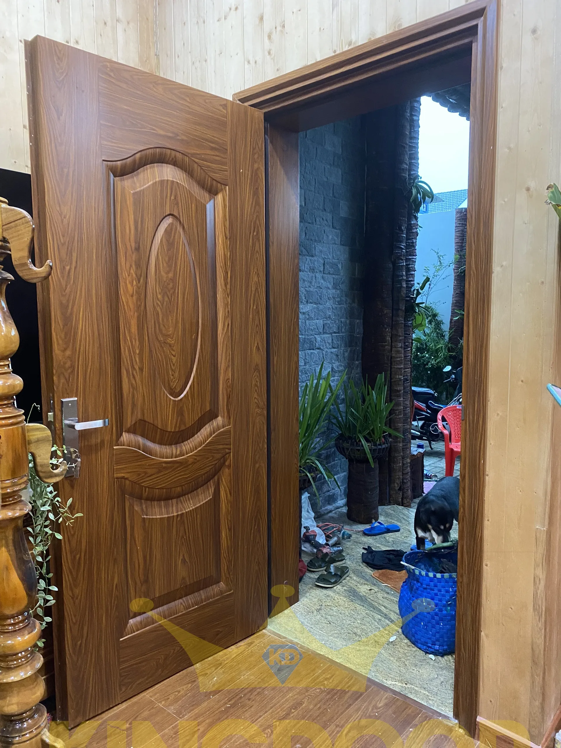 cửa thép vân gỗ tại Kiên Giang