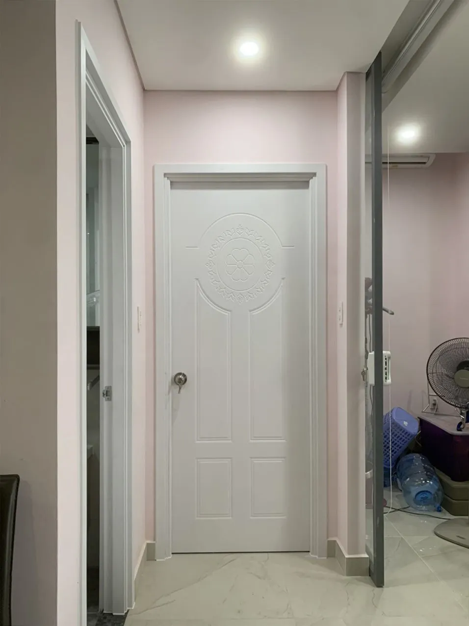 cua-nhua-composite-tai-lam-dong