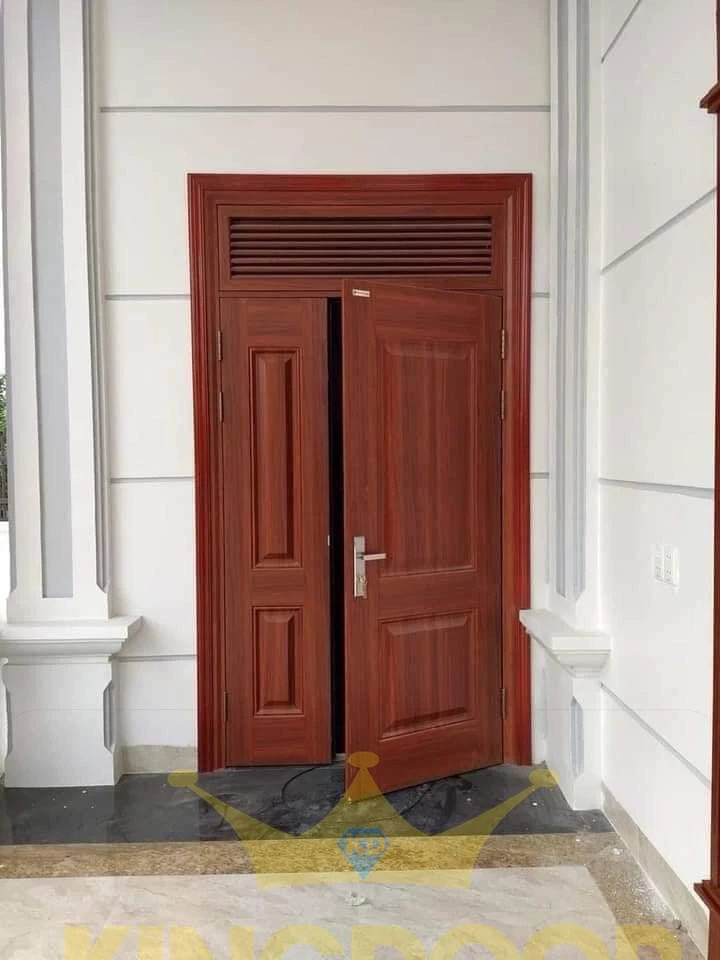 Cửa thép vân gỗ tại Khánh Hòa