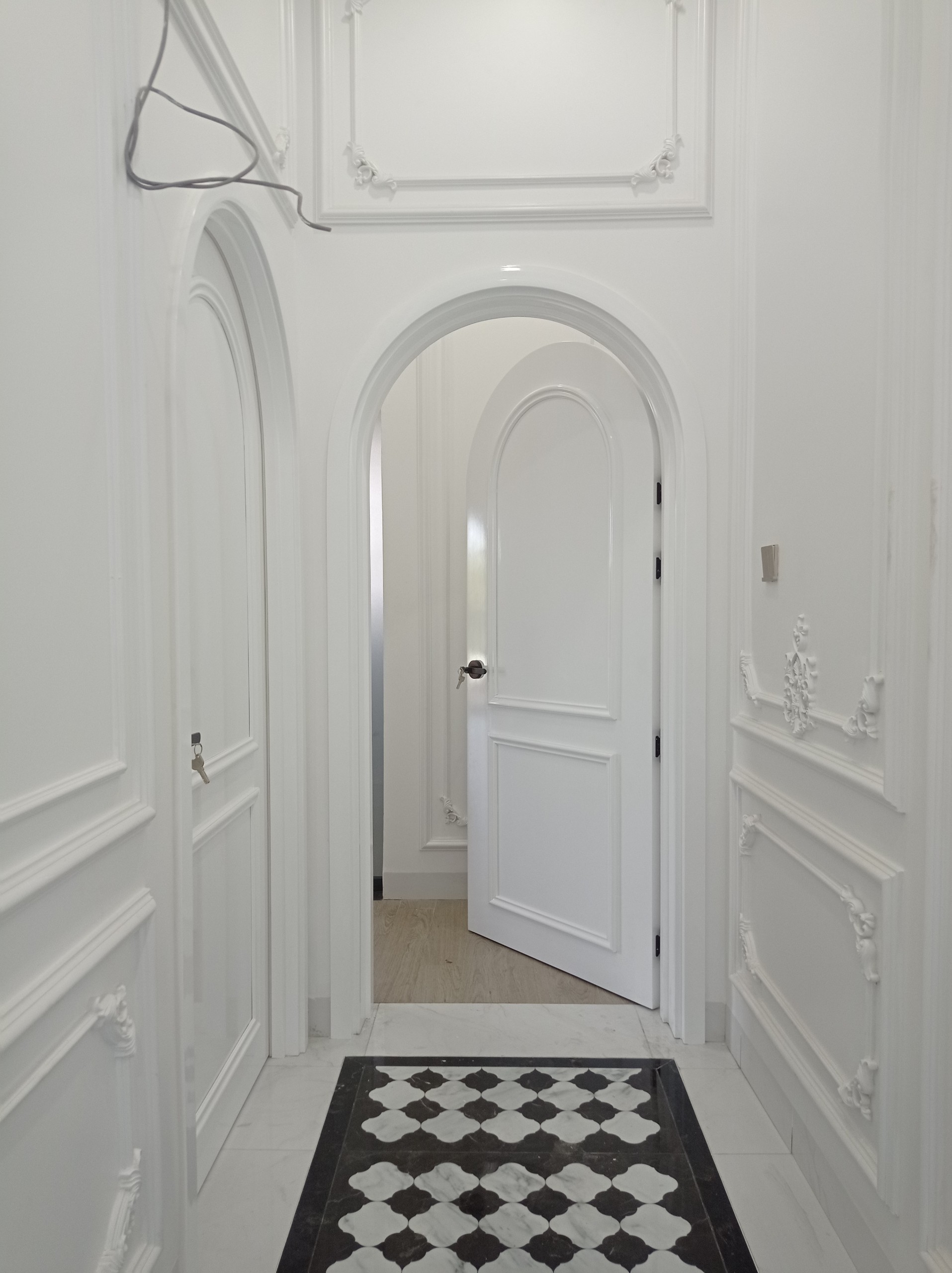 Cửa vòm composite tại tân uyên