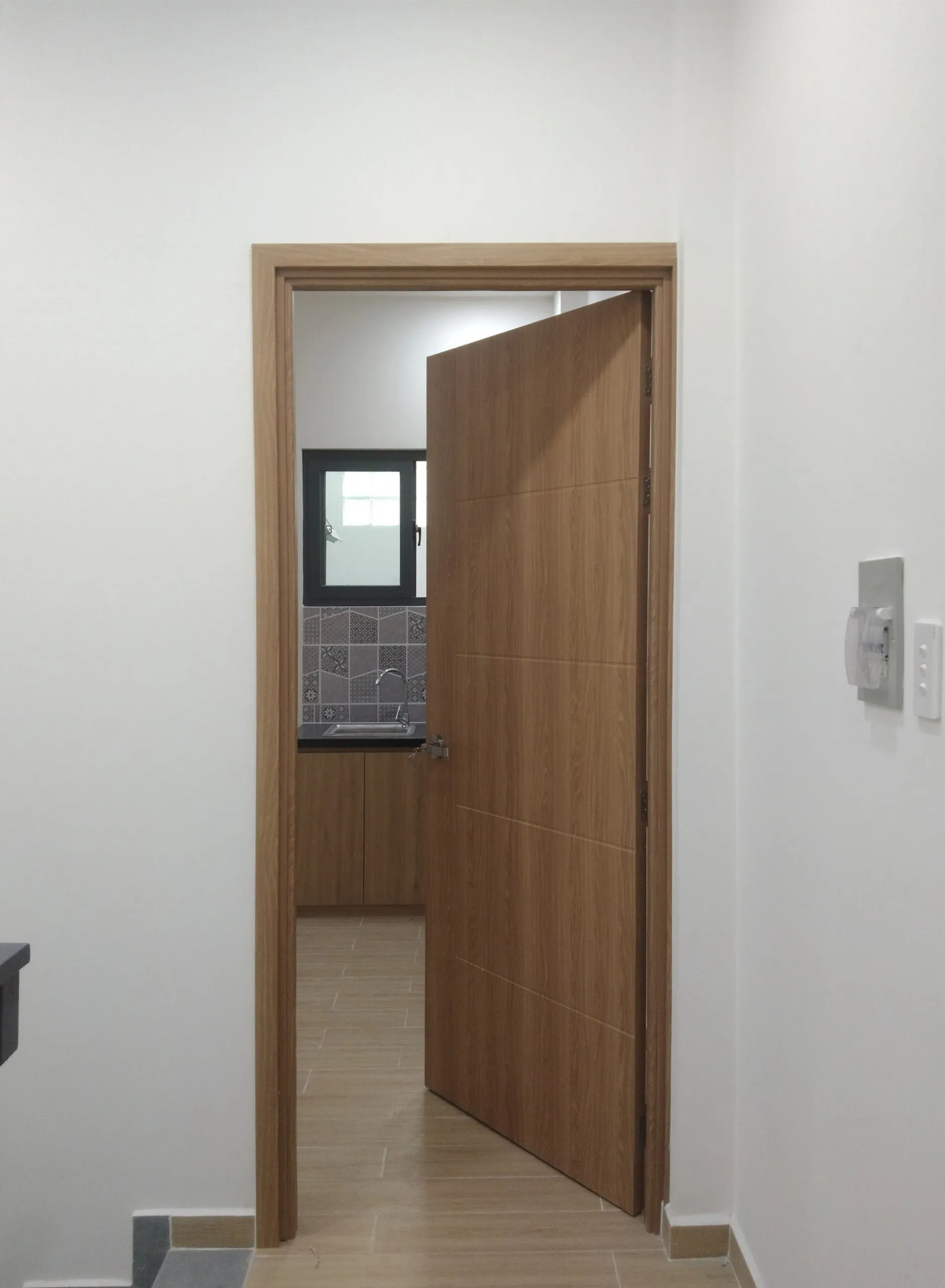 Mẫu cửa nhựa composite