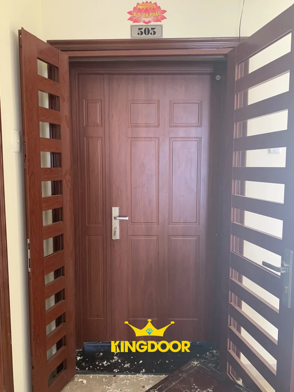 cua-nhua-composite-2-canh