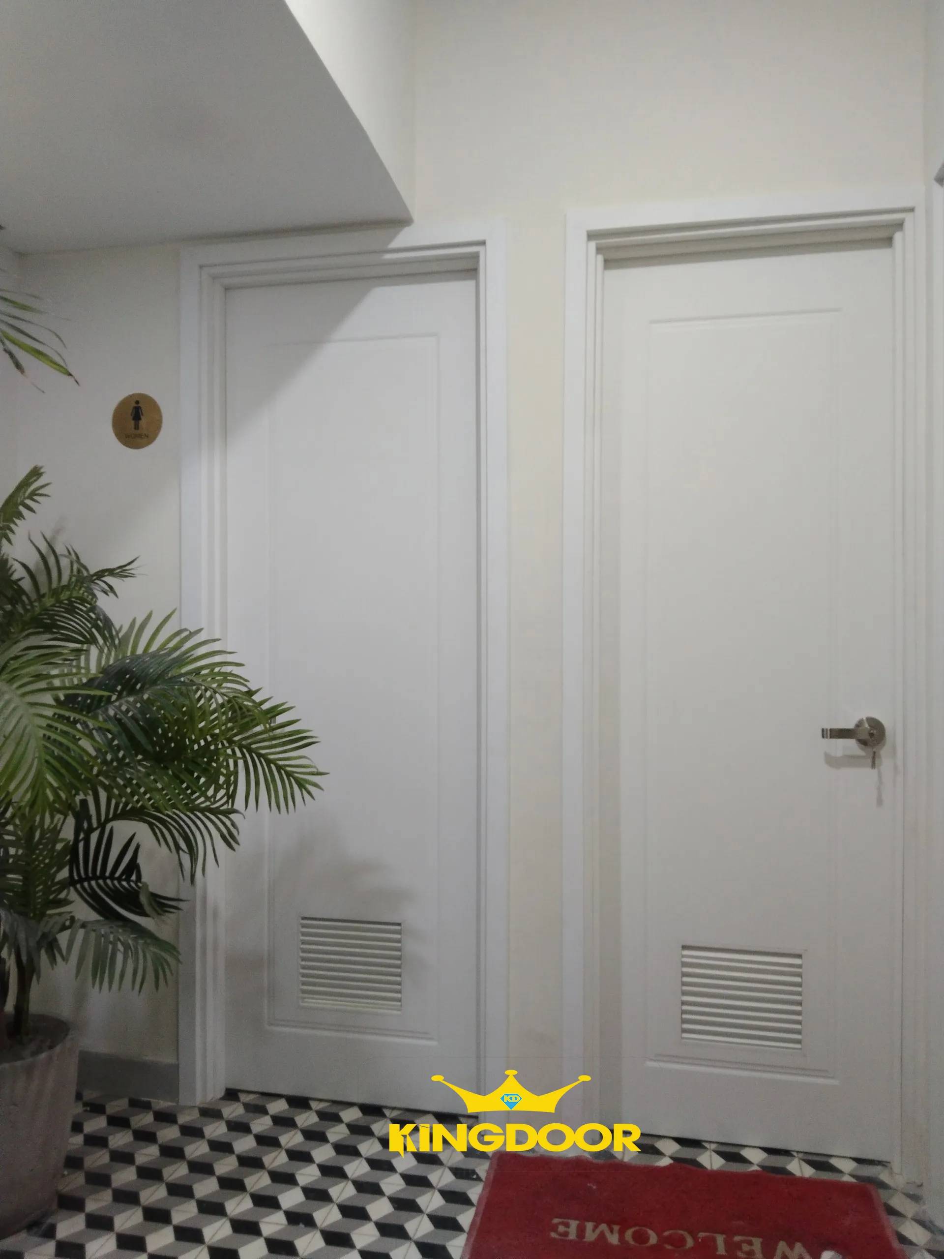 Cửa nhựa composite nhà vệ sinh