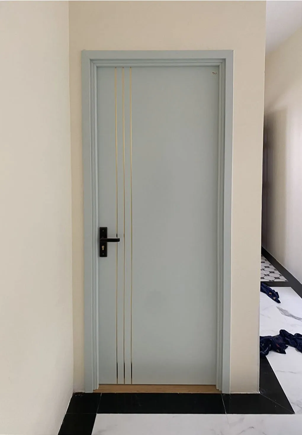 cua-nhua-composite-tai-quan-8