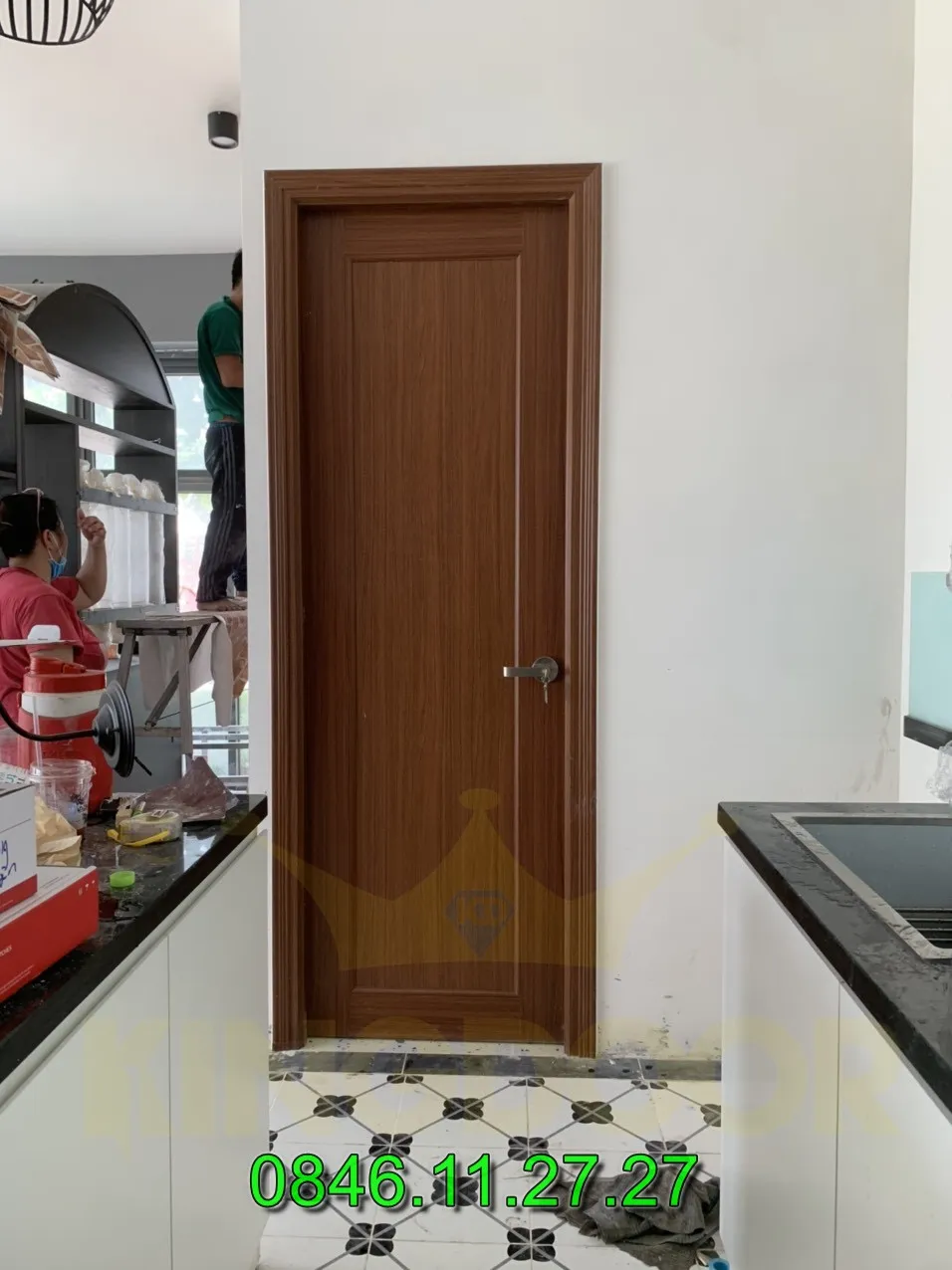 cua-nhua-dai-loan-ghep-thanh