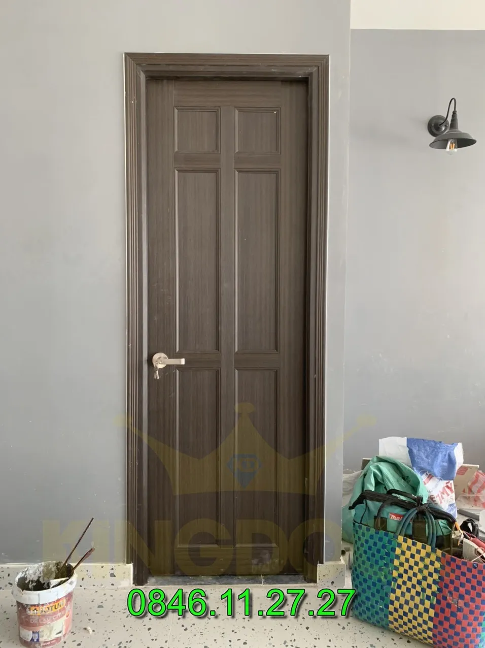 cua-nhua-dai-loan-ghep-thanh