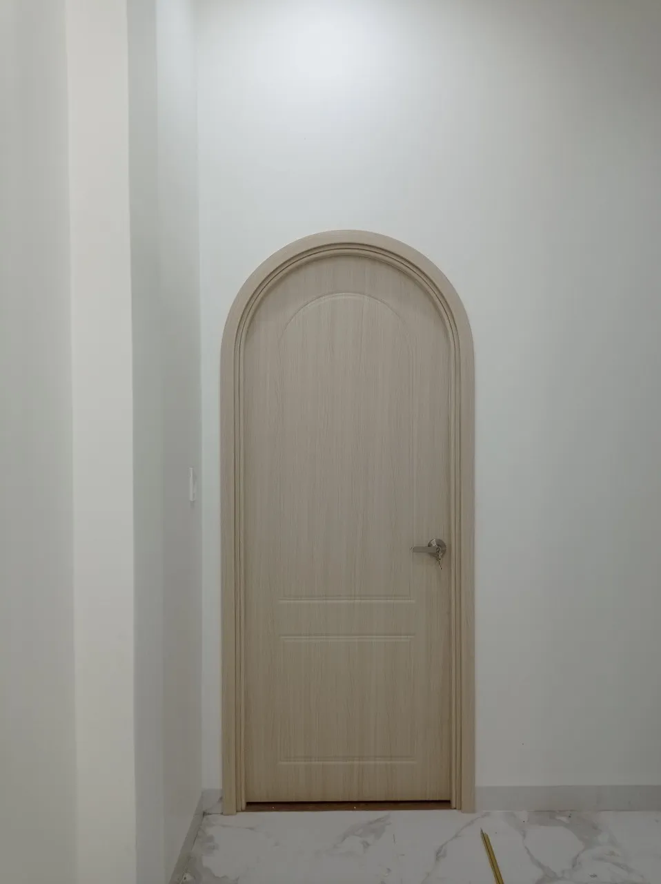 cua-vom-nhua-composite-tai-quan-9