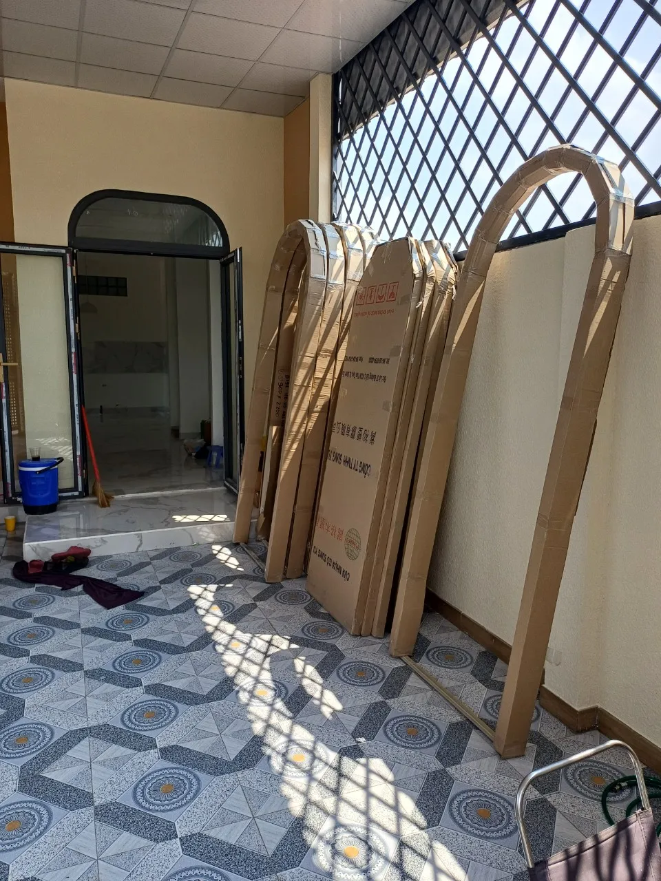 cua-vom-nhua-composite-tai-phu-quoc