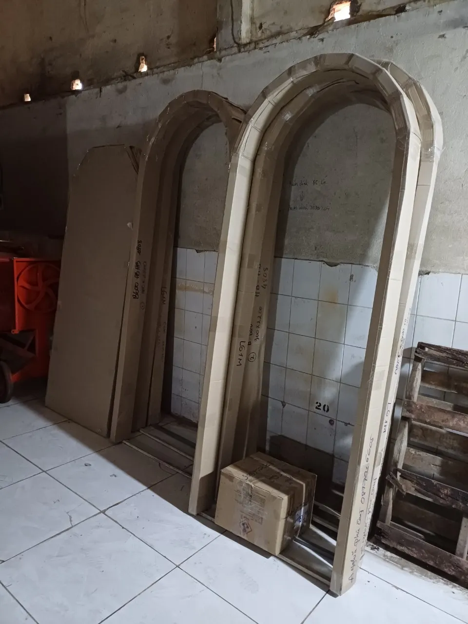 cua-vom-nhua-composite-tai-phu-quoc