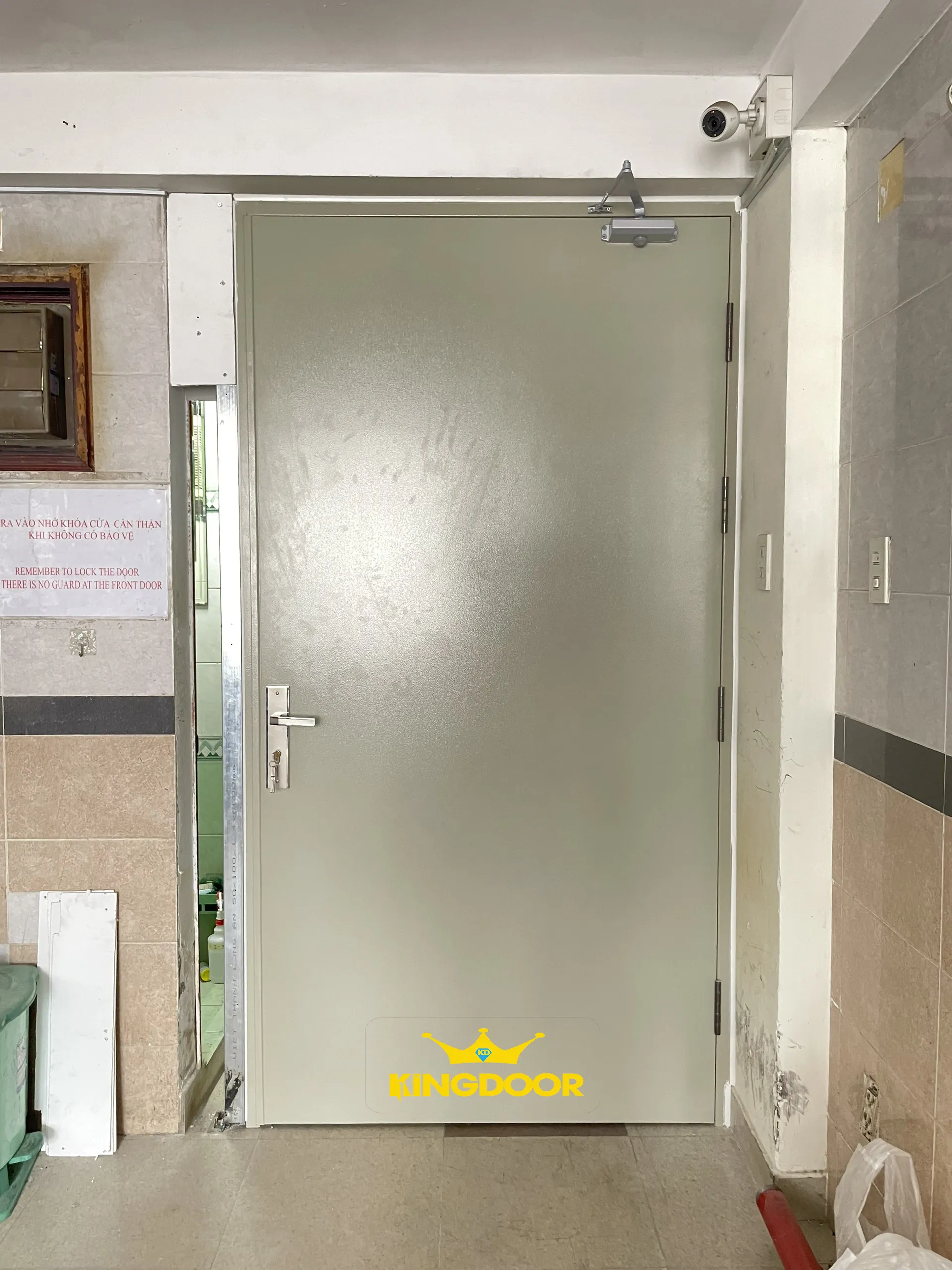 cua-thep-chong-chay-tai-tphcm