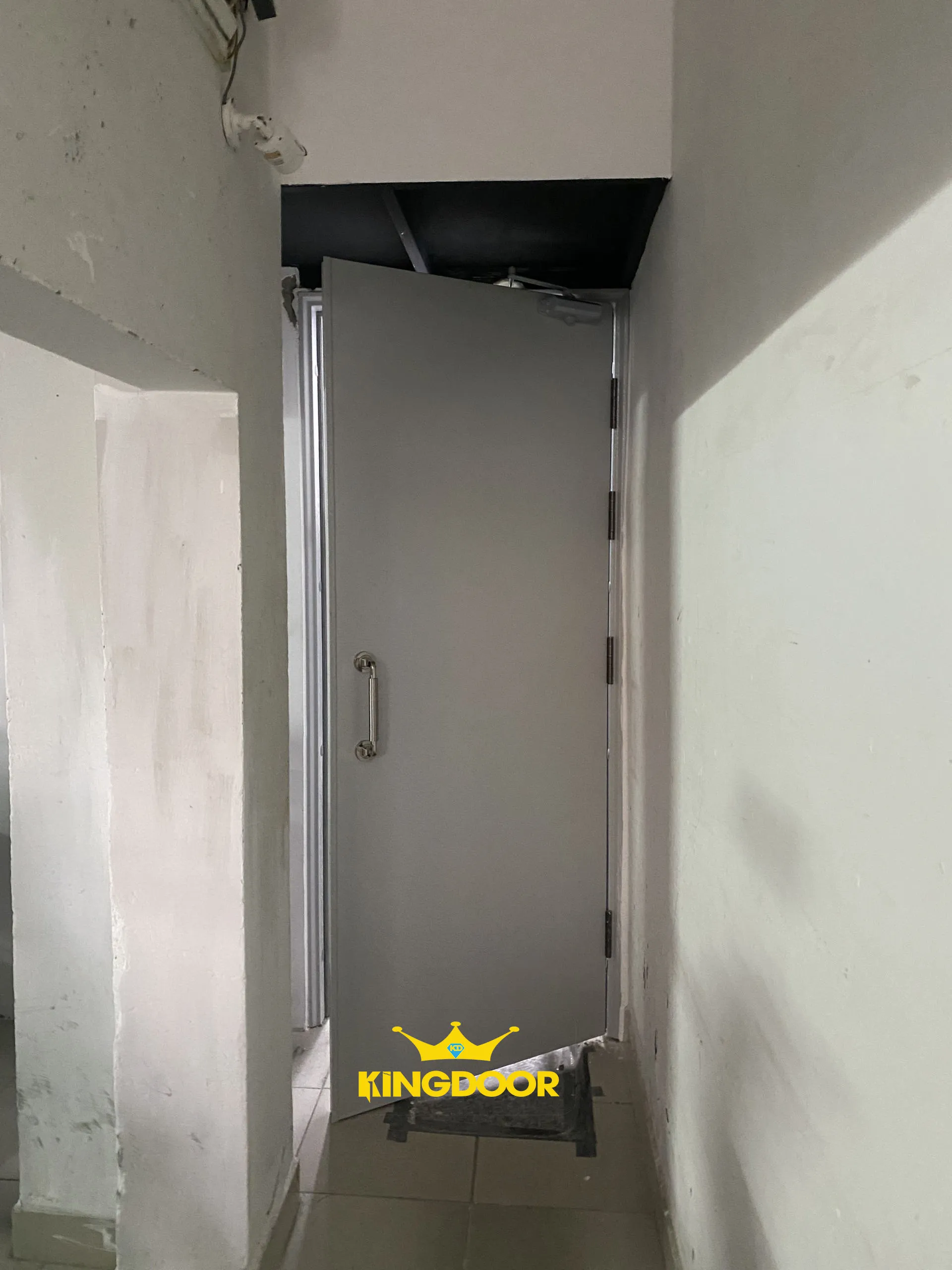 cua-thep-chong-chay-tai-binh-duong