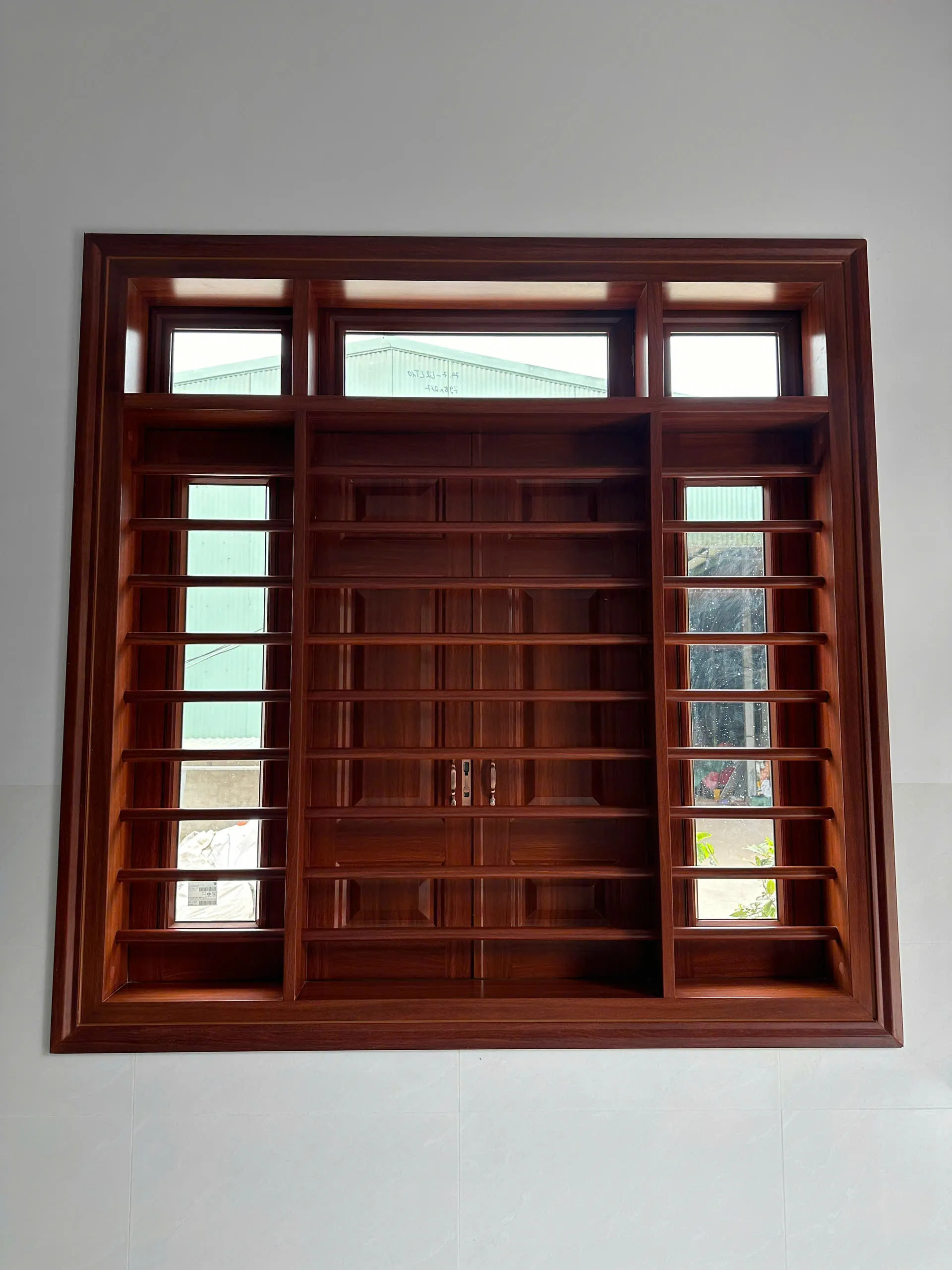 cửa thép vân gỗ tại Quận 12