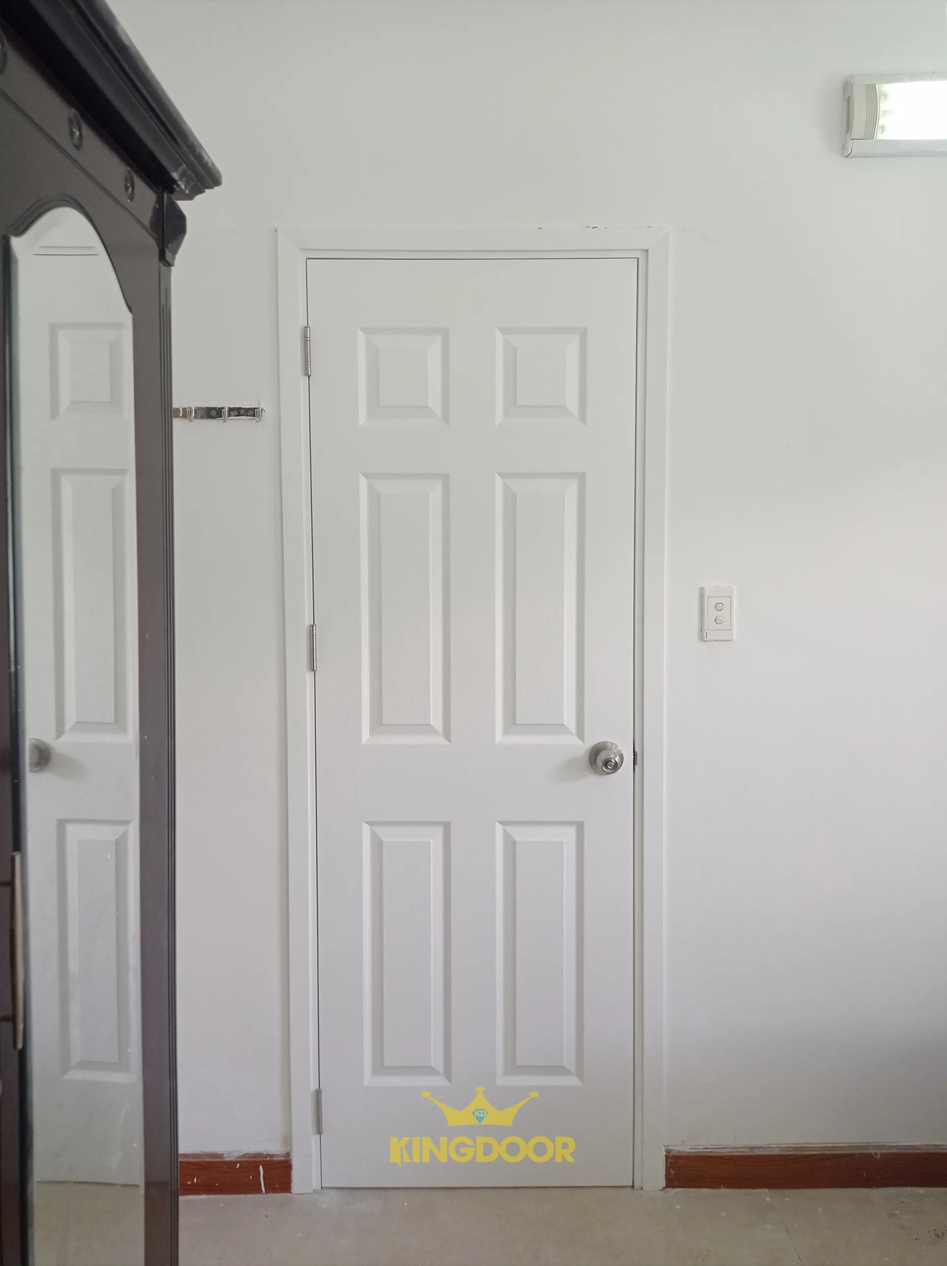 cua-go-cong-nghiep-hdf-son