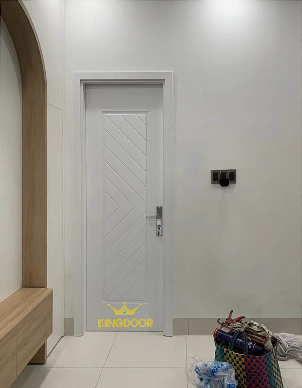 cua-nhua-abs-han-quoc -tai-da-lat