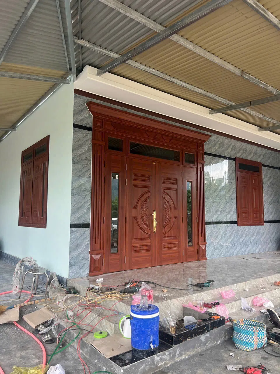 cua-thep-van-go-tai-quan-8