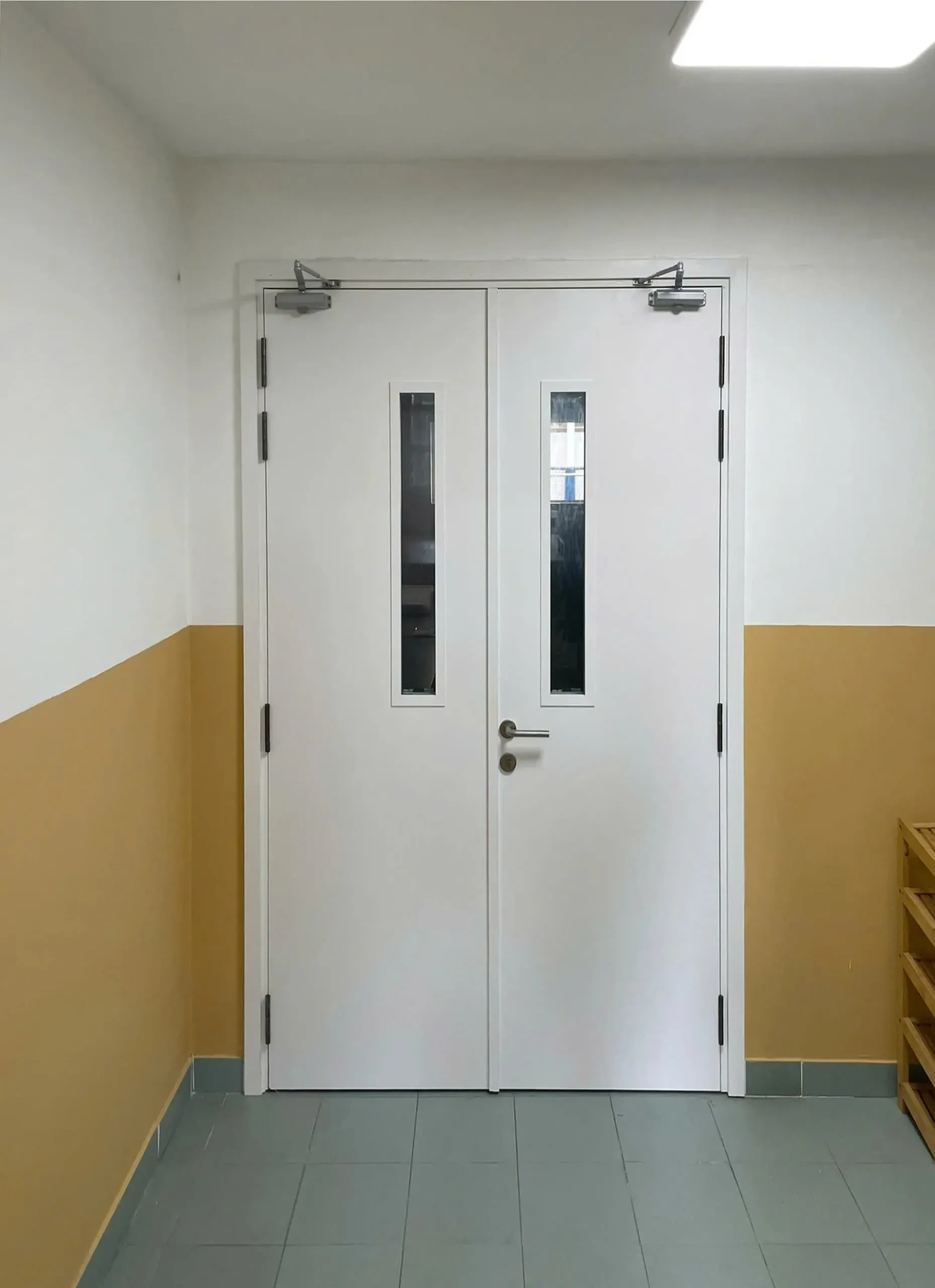 cua-thep-chong-chay-tai-cu-chi