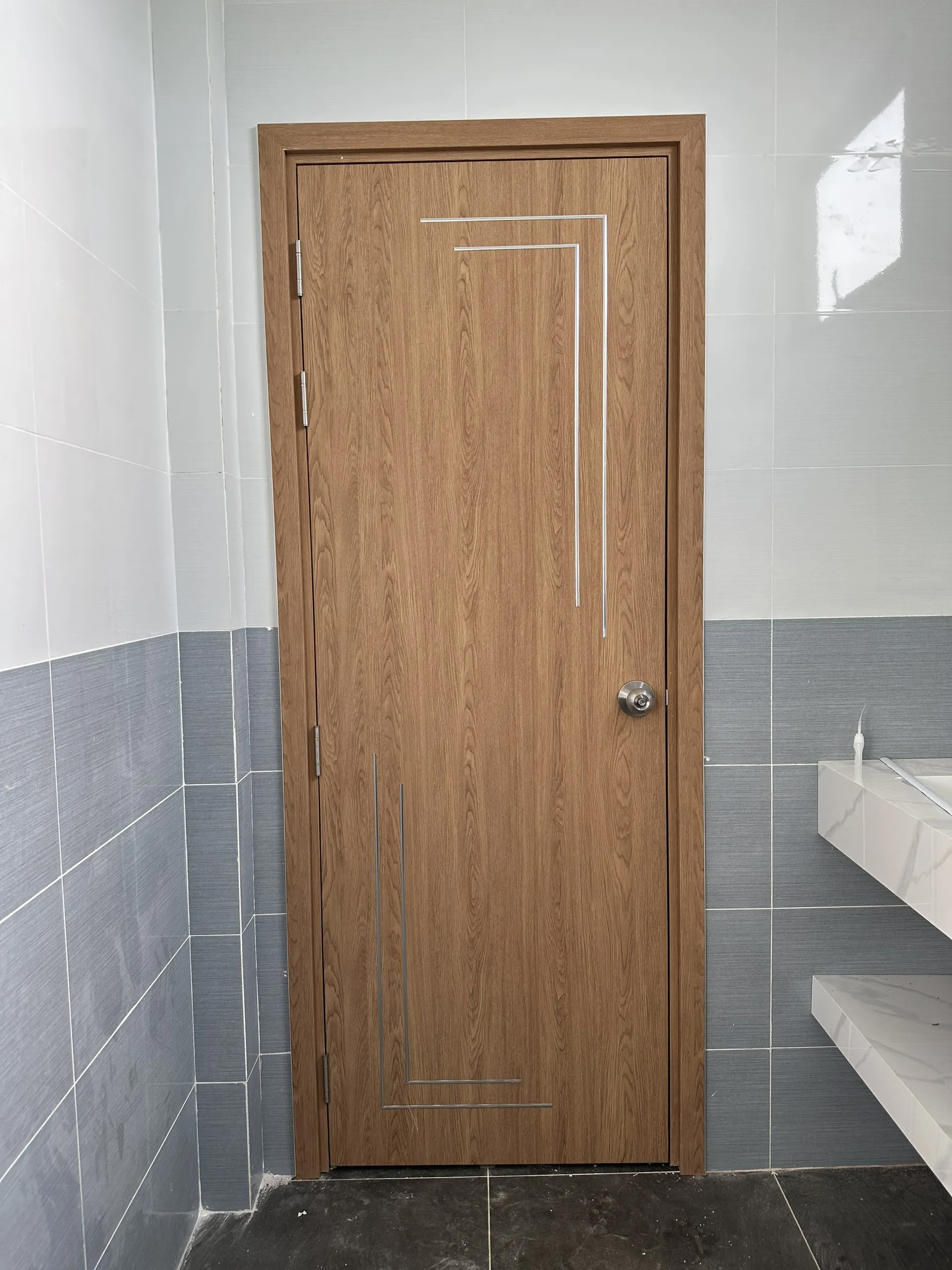 cửa nhựa nhà vệ sinh tại hóc môn